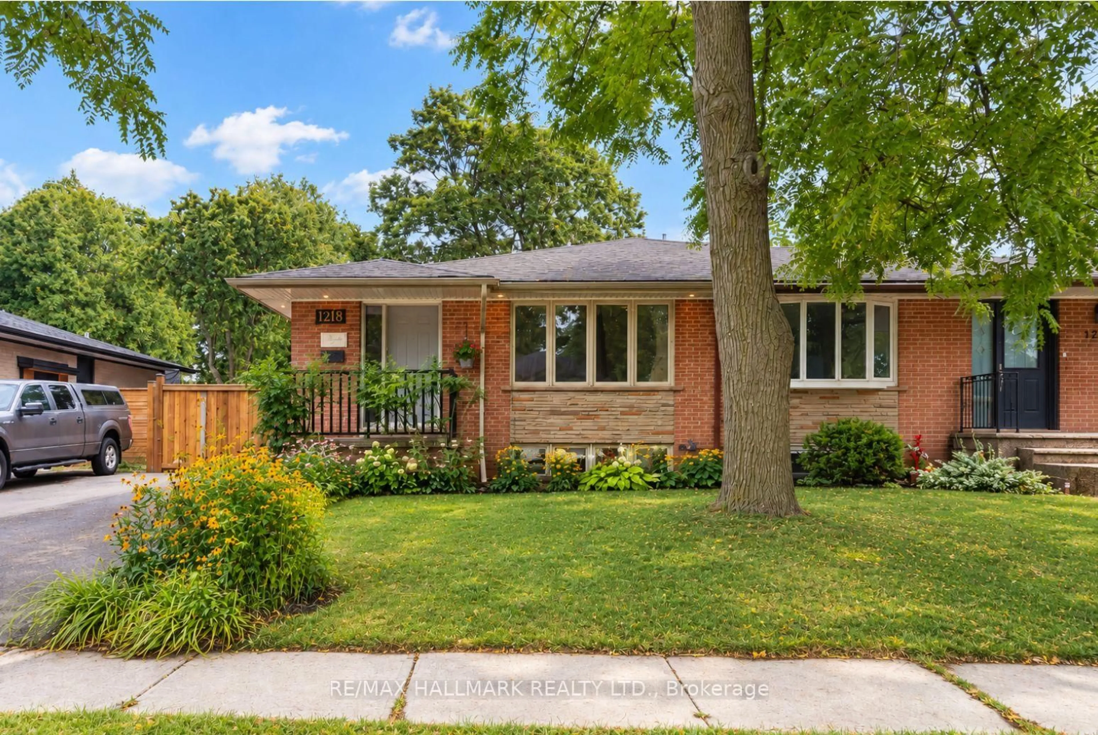 Home with brick exterior material, street for 1218 Grange Rd, Oakville Ontario L6H 1P7
