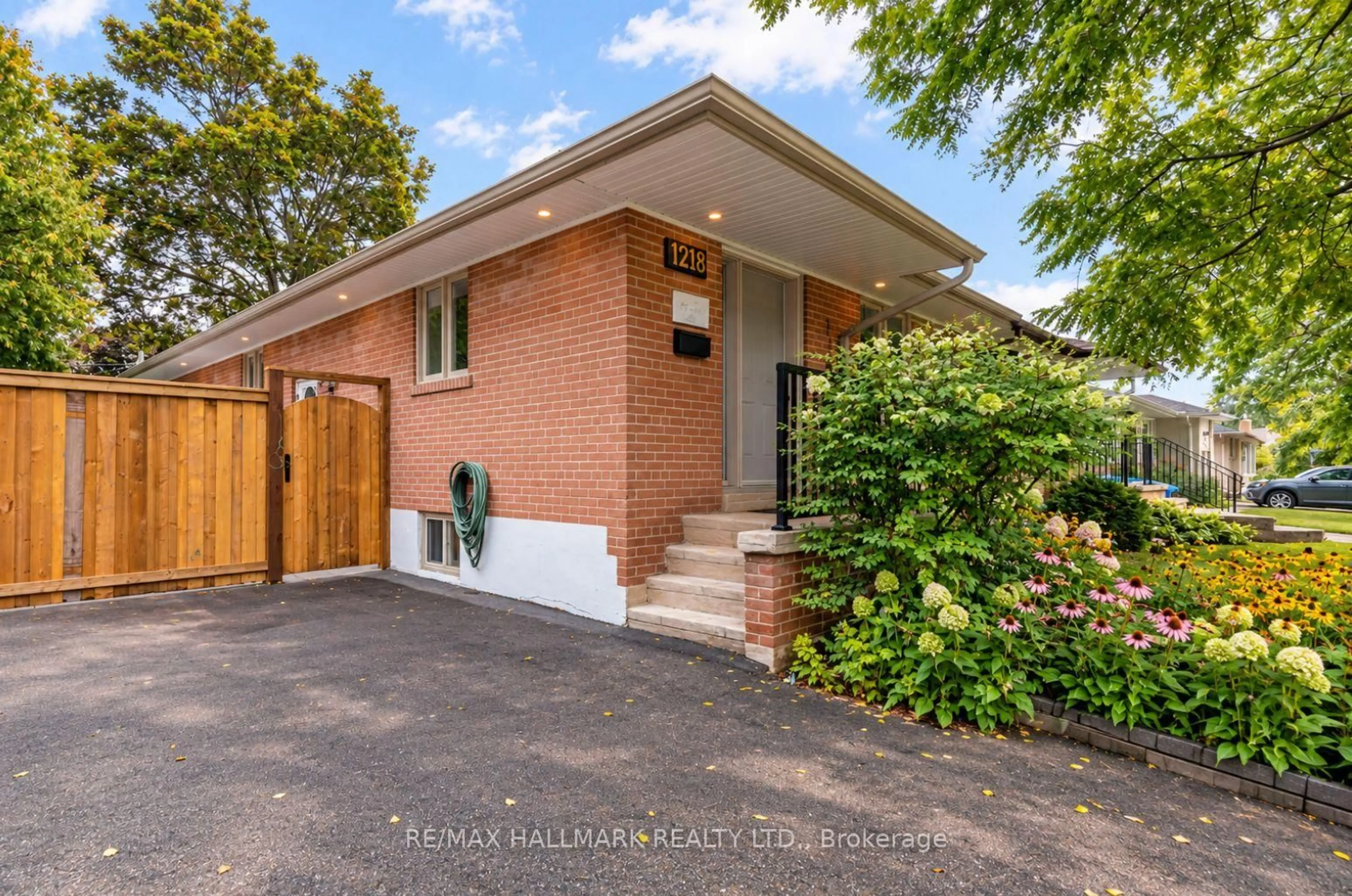 Home with brick exterior material, street for 1218 Grange Rd, Oakville Ontario L6H 1P7