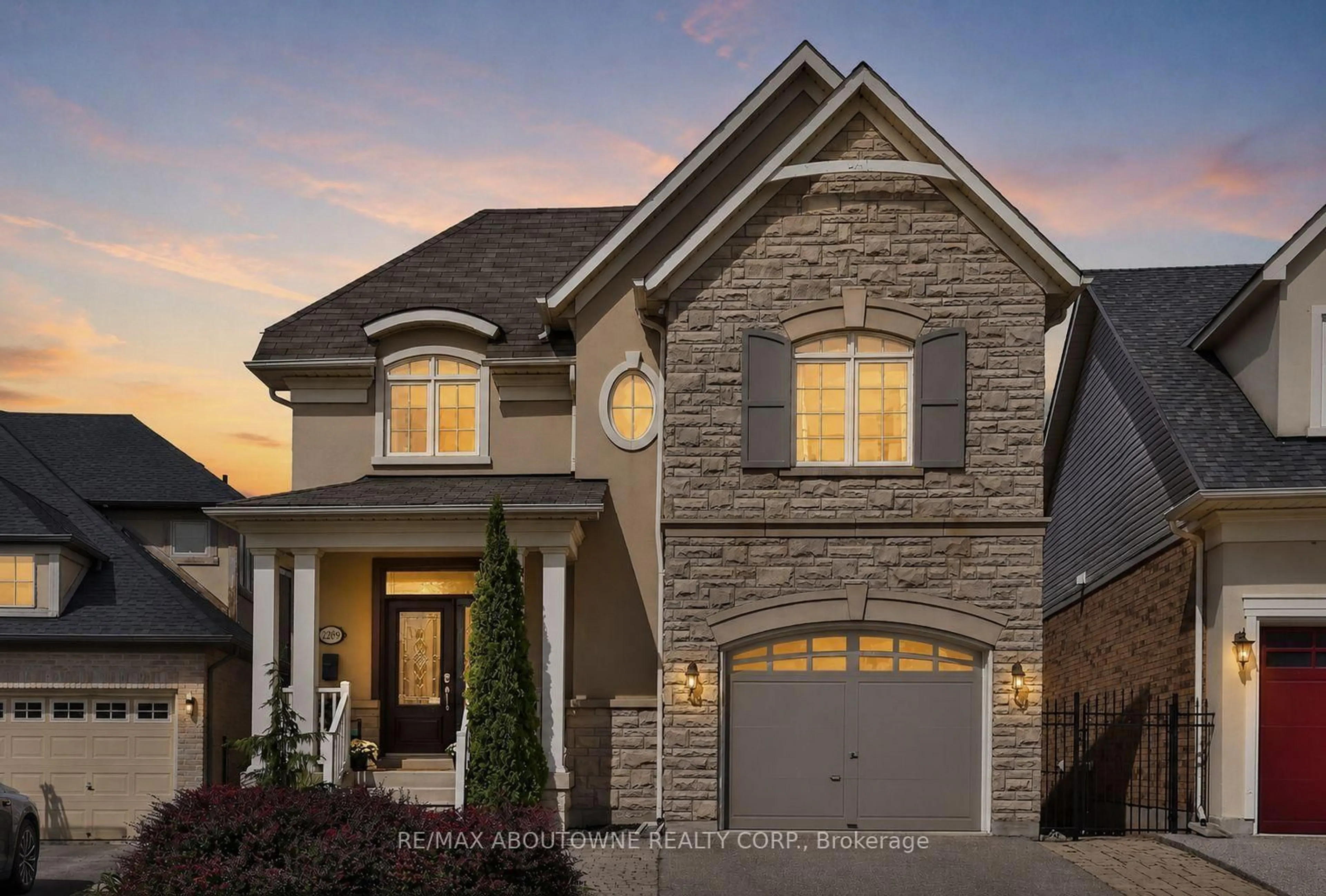Home with brick exterior material, street for 2269 Whitworth Dr, Oakville Ontario L6M 0B5