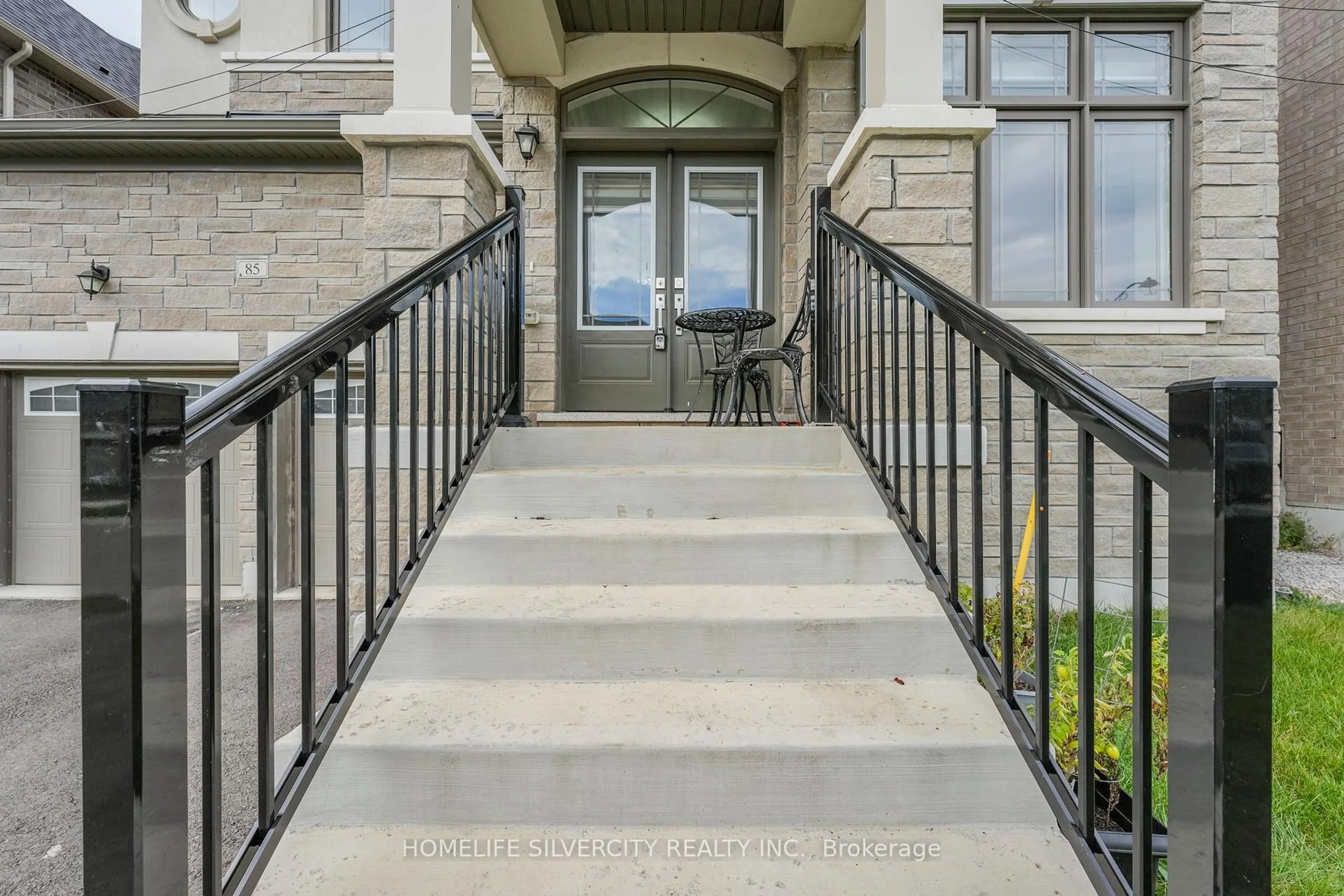 Unknown for 85 James Walker Ave, Caledon Ontario L7C 4N1