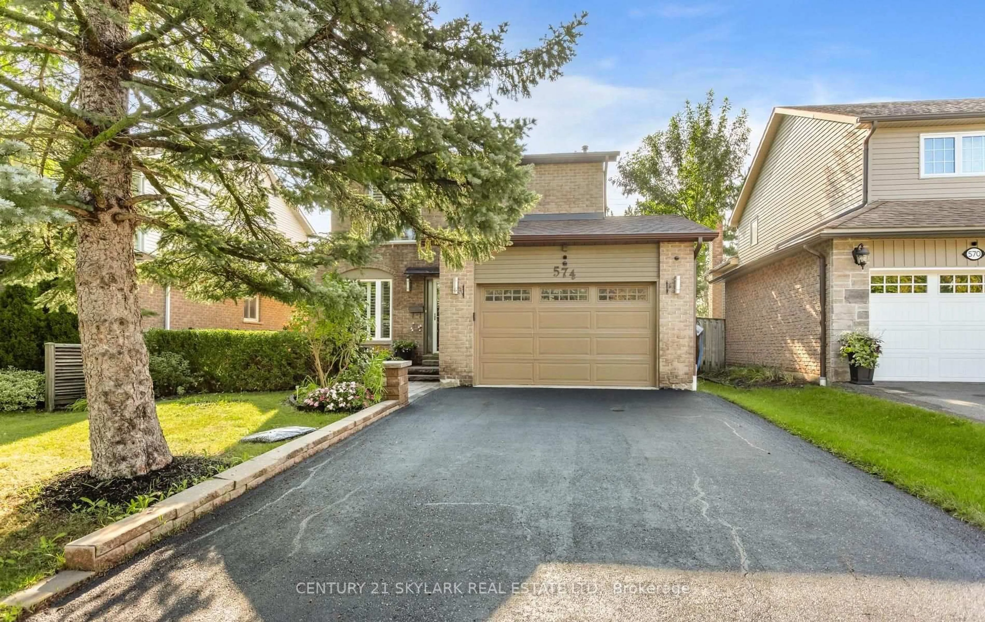 Home with brick exterior material, street for 574 Sunnyvale Cres, Milton Ontario L9T 4N2