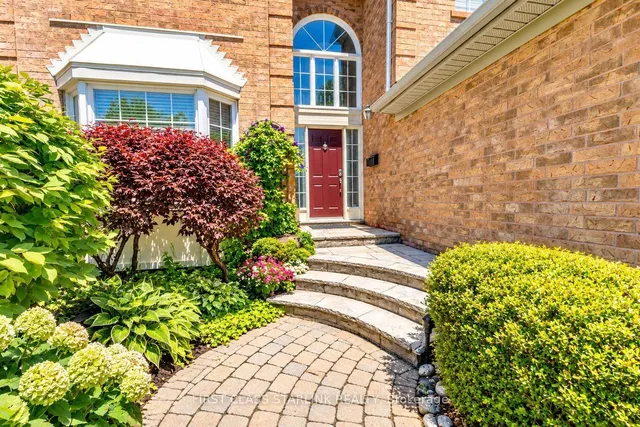 5467 Planters Wood Crt, Mississauga 3