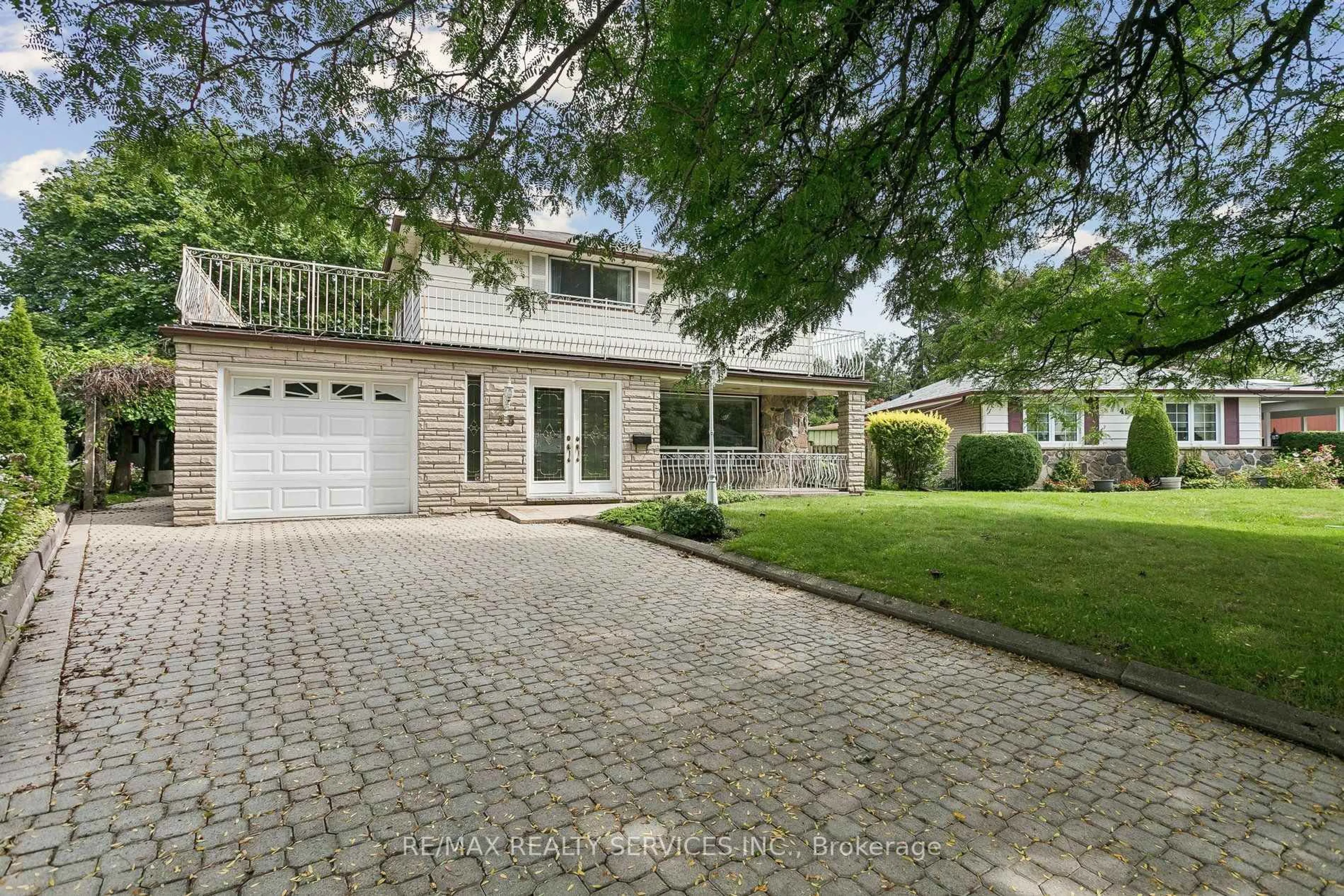Unknown for 43 Allendale Rd, Brampton Ontario L6W 2Y7