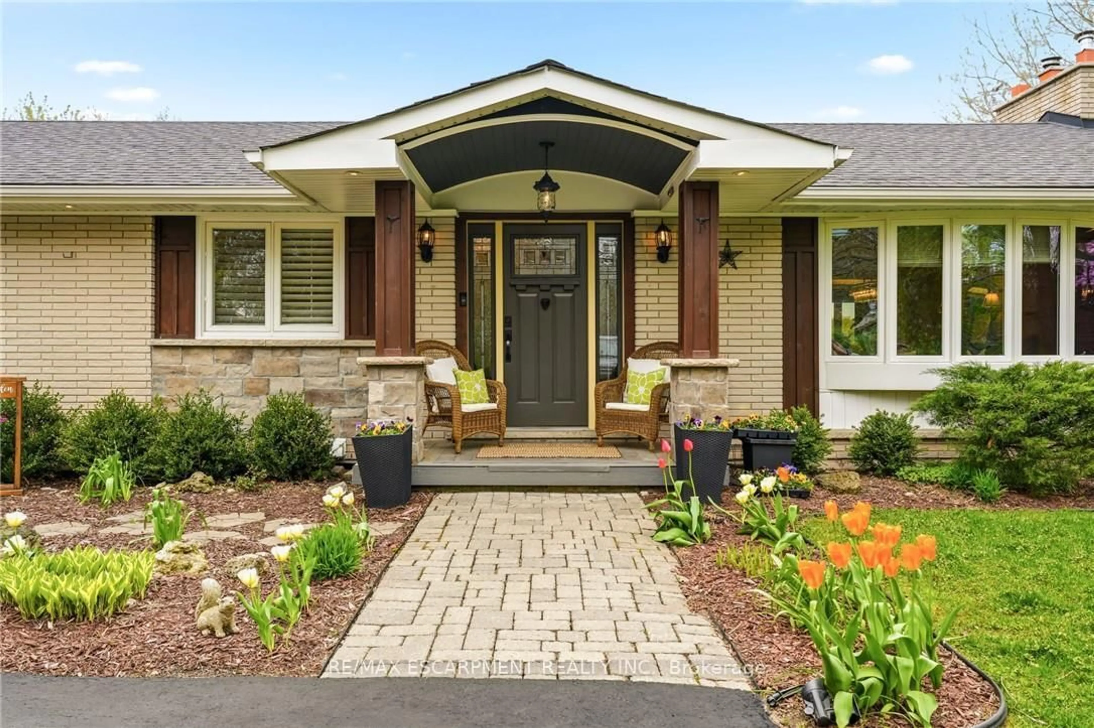 Home with brick exterior material, street for 5258 Cedar Springs Rd, Burlington Ontario L7P 0B9