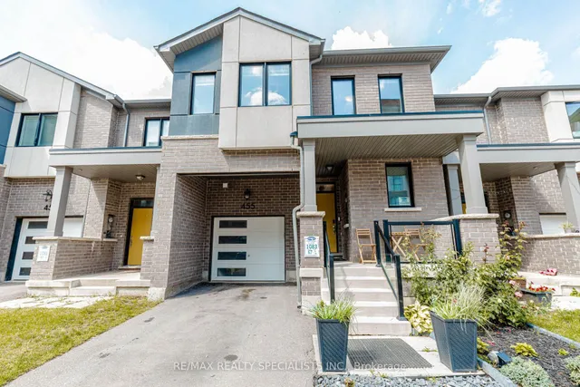 455 Gordon Krantz Ave, Milton