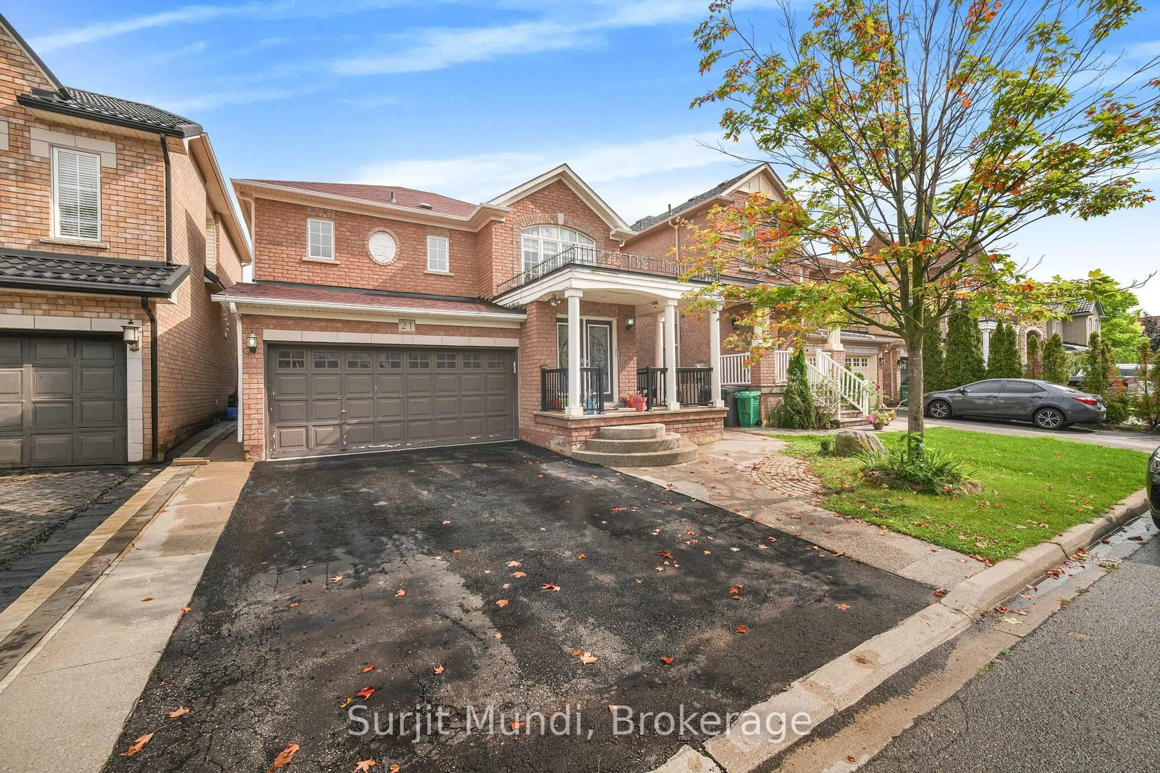 Home with brick exterior material, street for 21 Amboise Cres, Brampton Ontario L7A 3H2