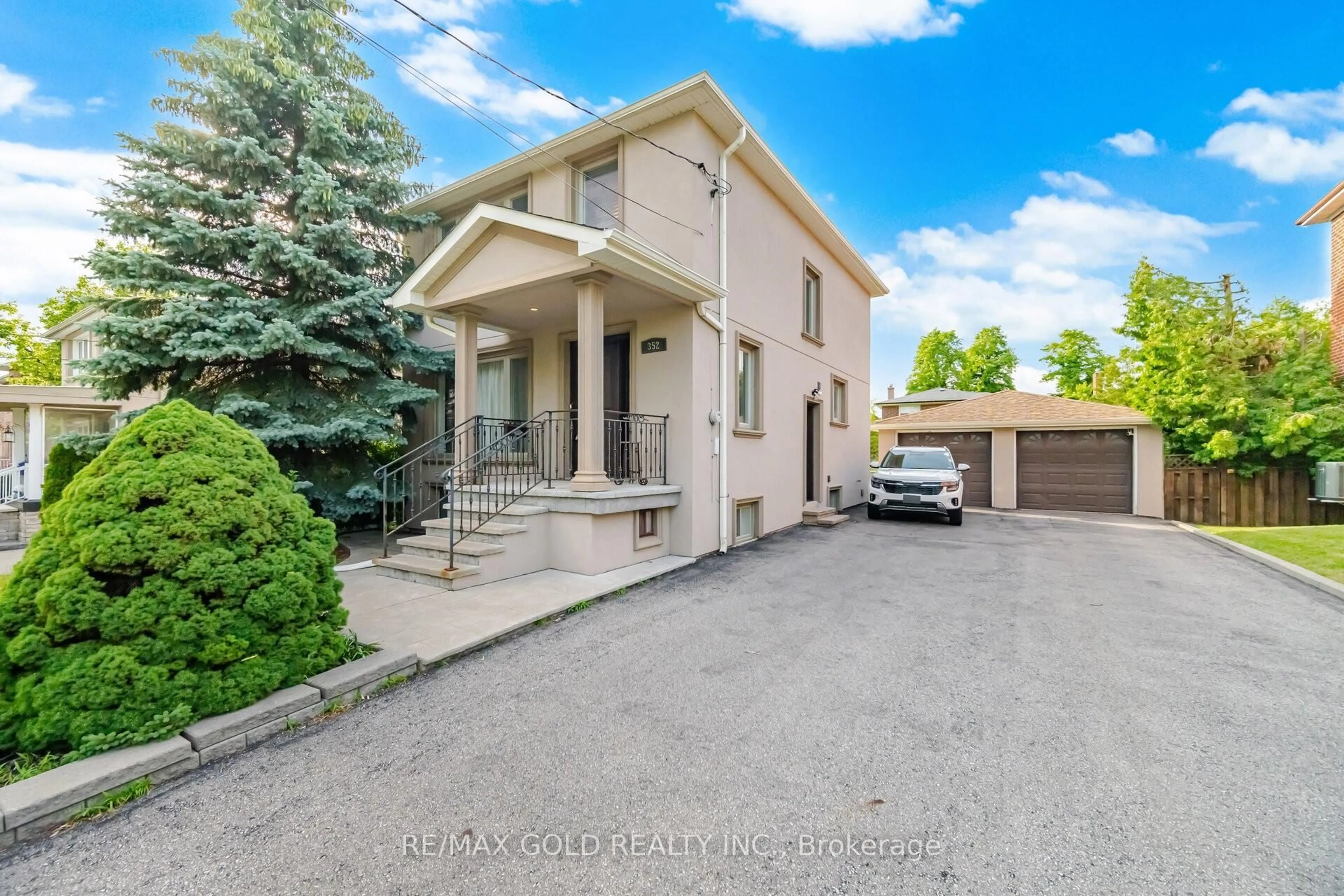 Unknown for 352 Maple Leaf Dr, Toronto Ontario M6L 1P6
