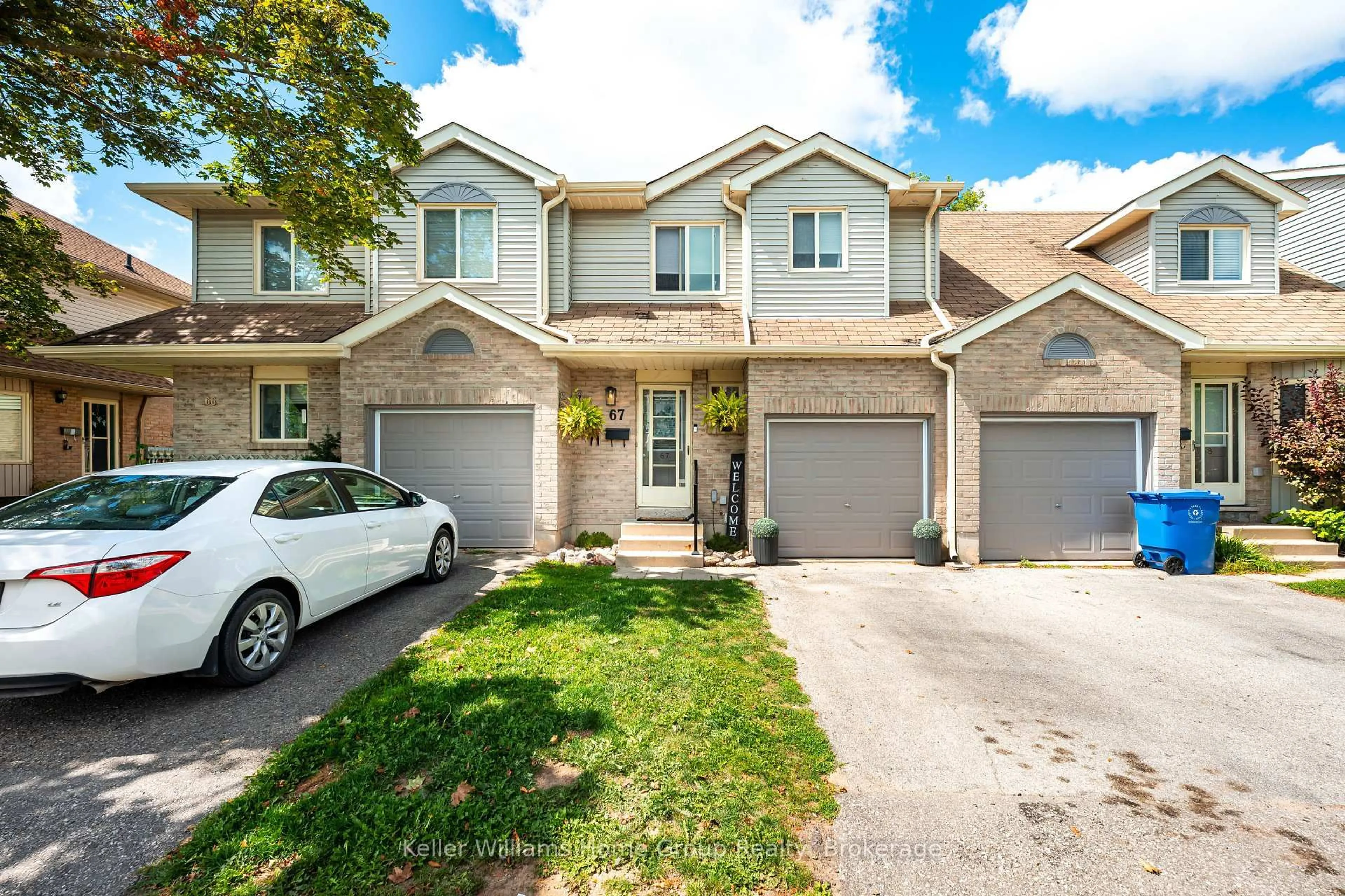A pic from outside/outdoor area/front of a property/back of a property/a pic from drone, street for 90 Lawrence Ave #67, Orangeville Ontario L9W 4J2