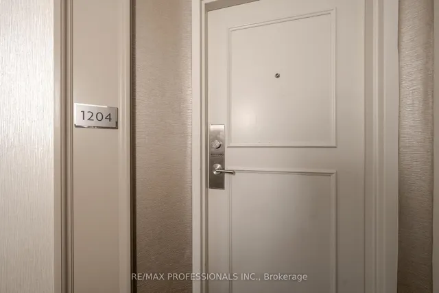 1333 Bloor St #1204, Mississauga 4