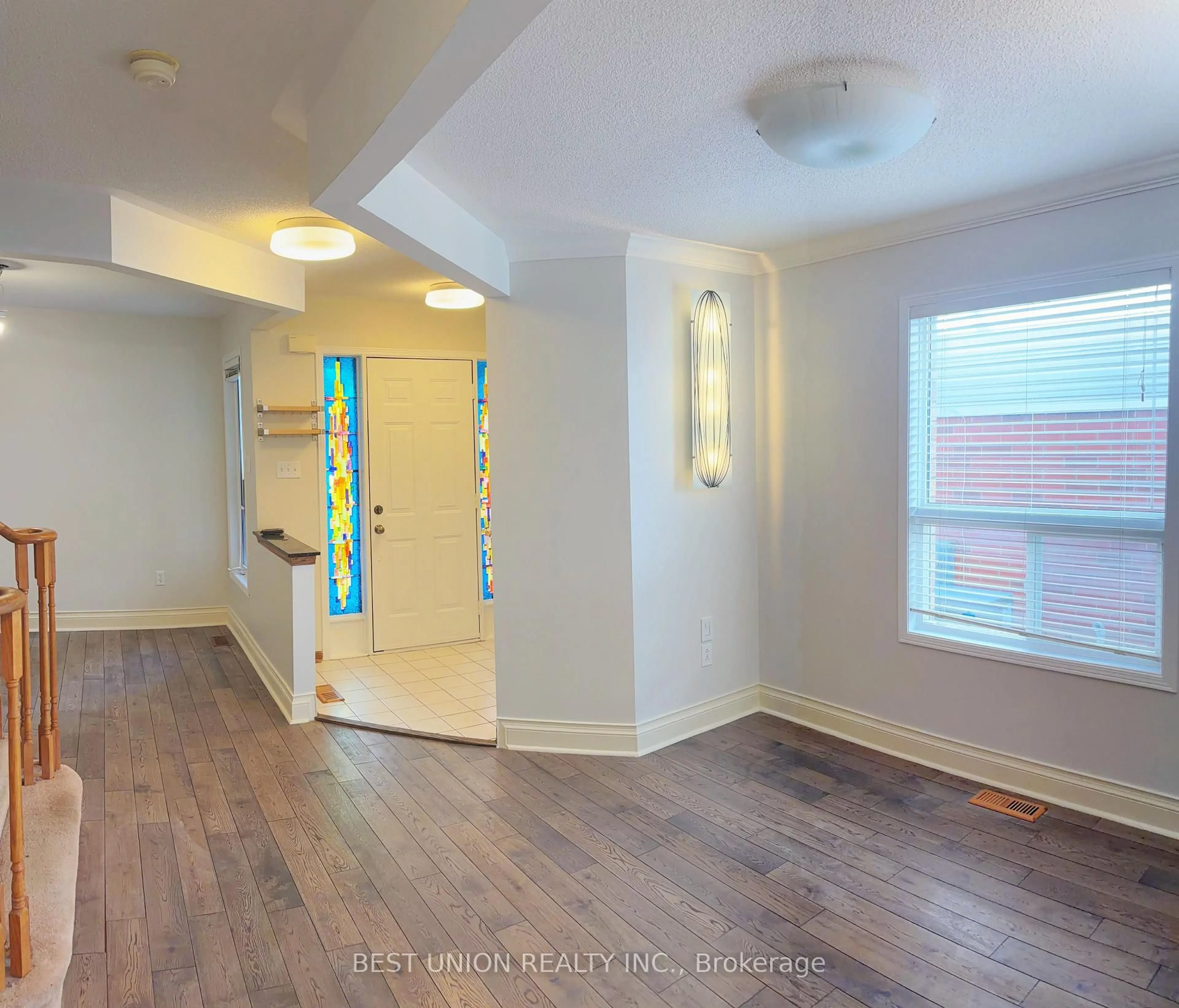 Unknown for 2864 Westbury Crt, Mississauga Ontario L5M 6B3