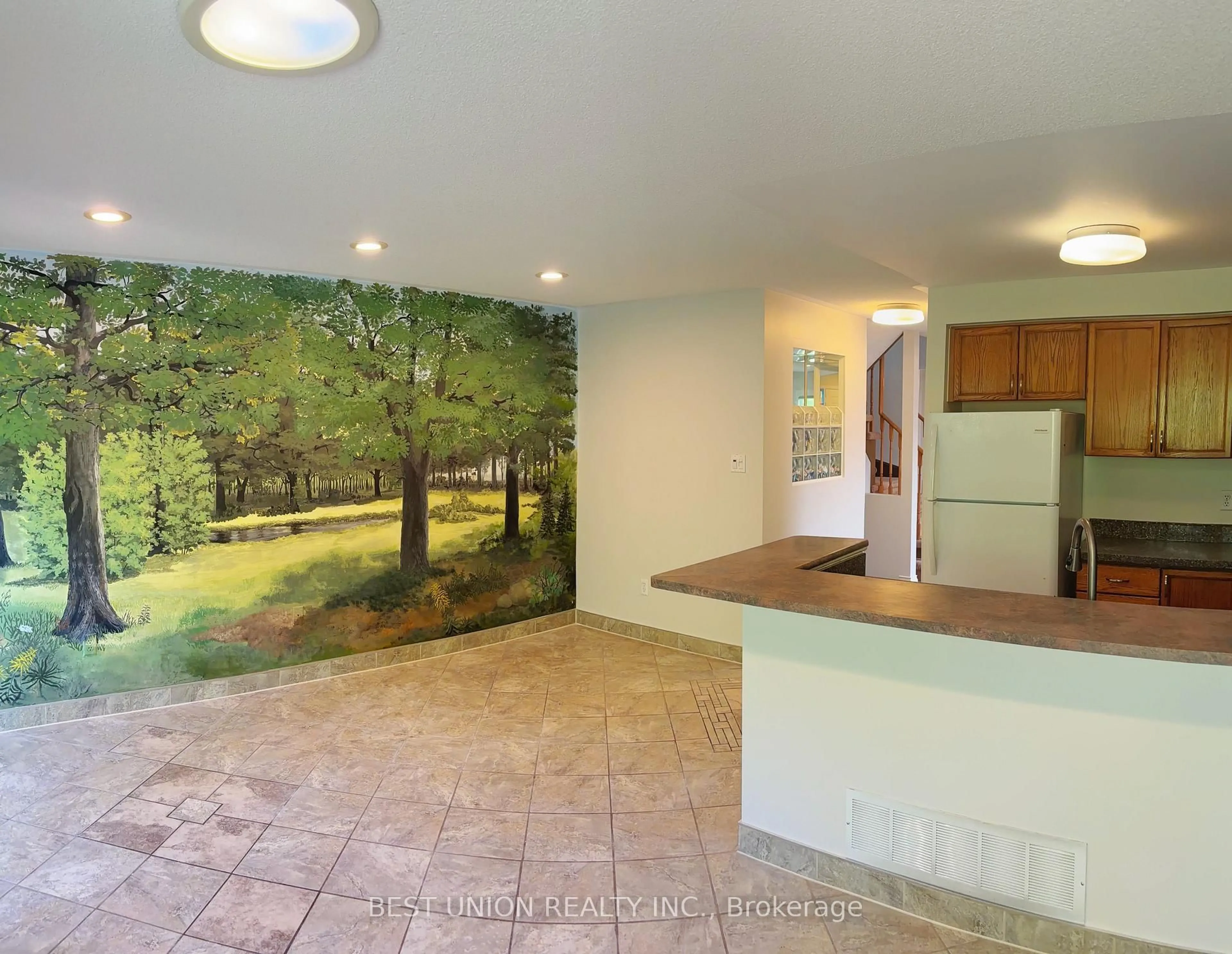 Unknown for 2864 Westbury Crt, Mississauga Ontario L5M 6B3