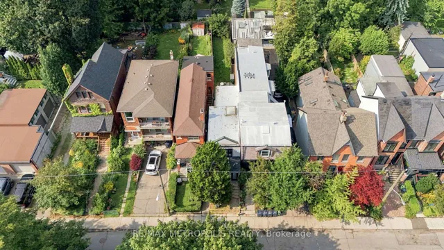 24 Marion St, Toronto 3