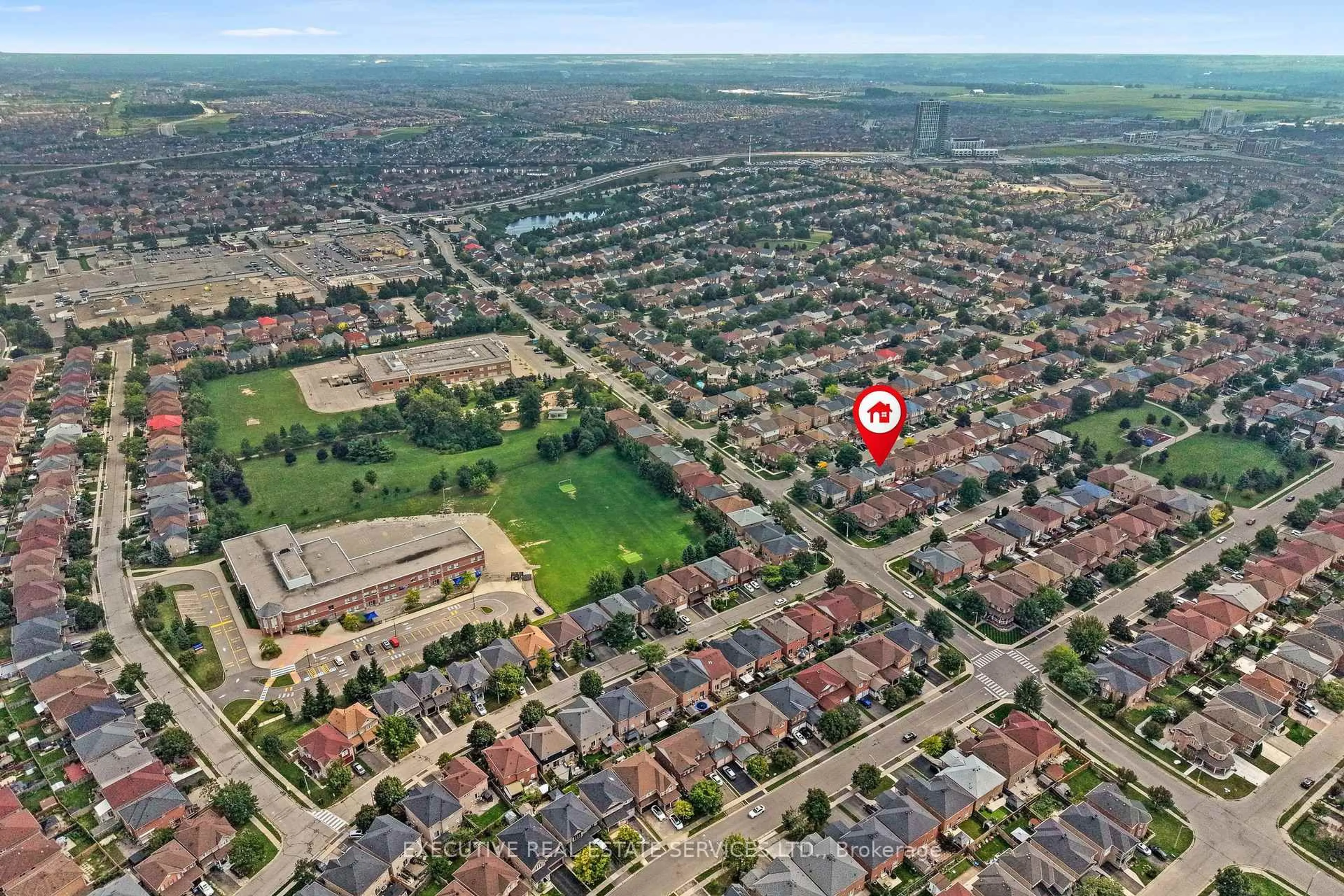 A pic from outside/outdoor area/front of a property/back of a property/a pic from drone, street for 8 Spencer Dr, Brampton Ontario L7A 2A4