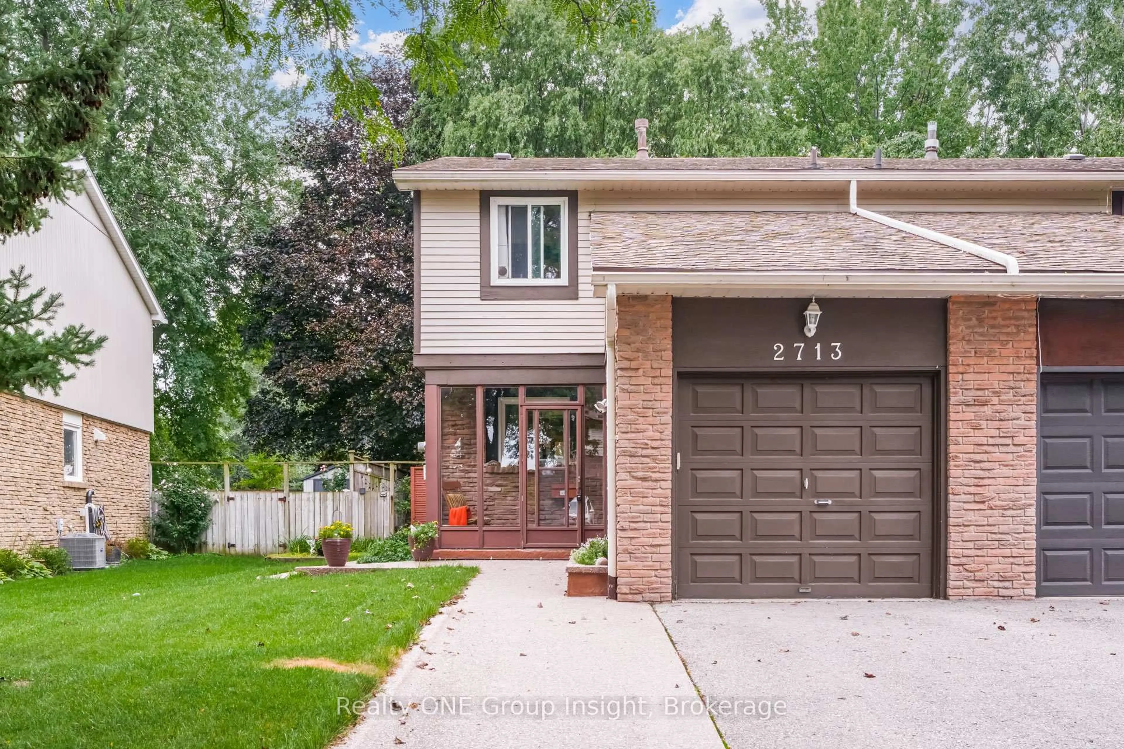 Home with brick exterior material, street for 2713 Andorra Circ, Mississauga Ontario L5N 2H8