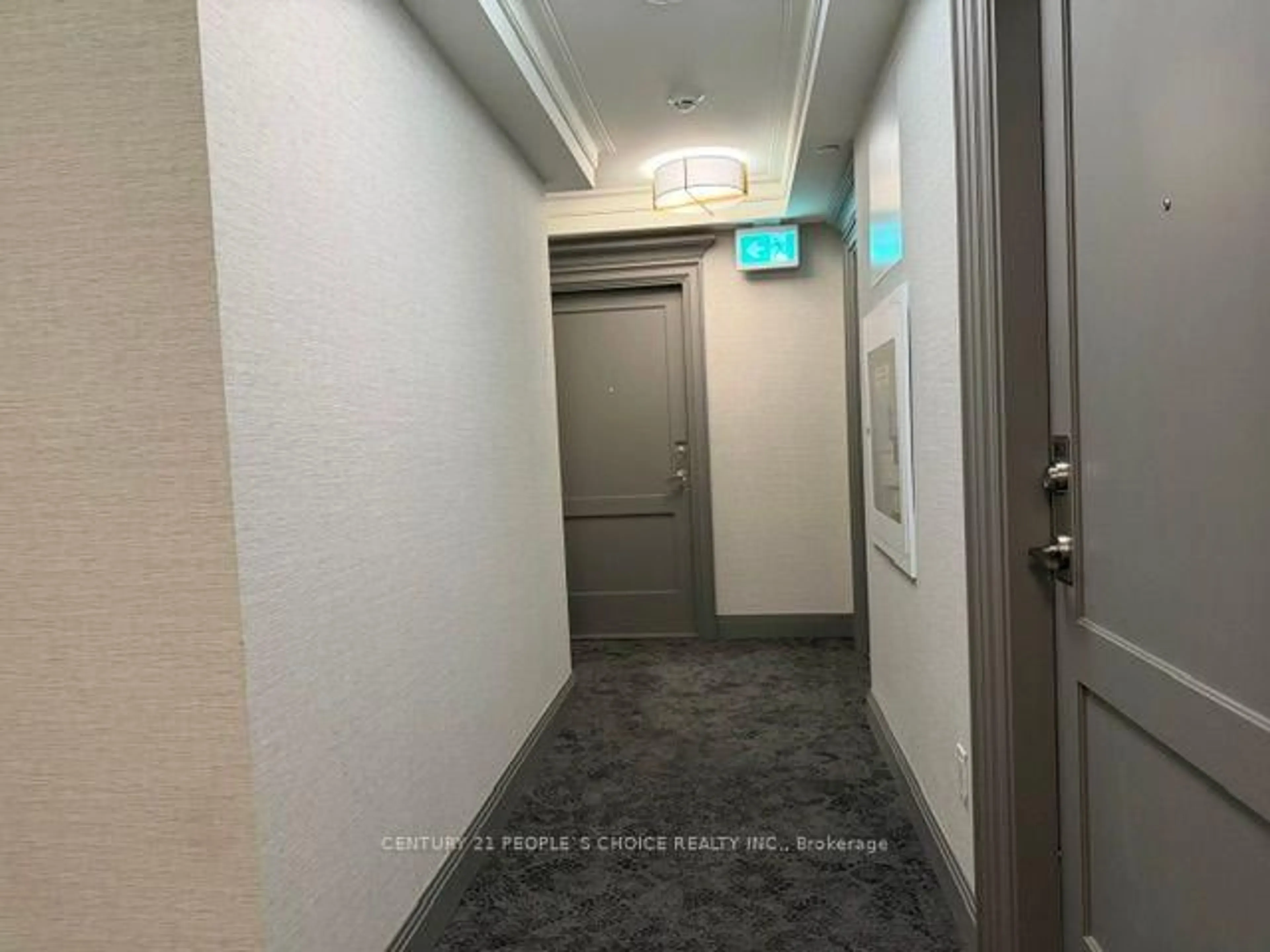 Indoor foyer for 30 Elm Dr #3601, Mississauga Ontario L5B 0N6