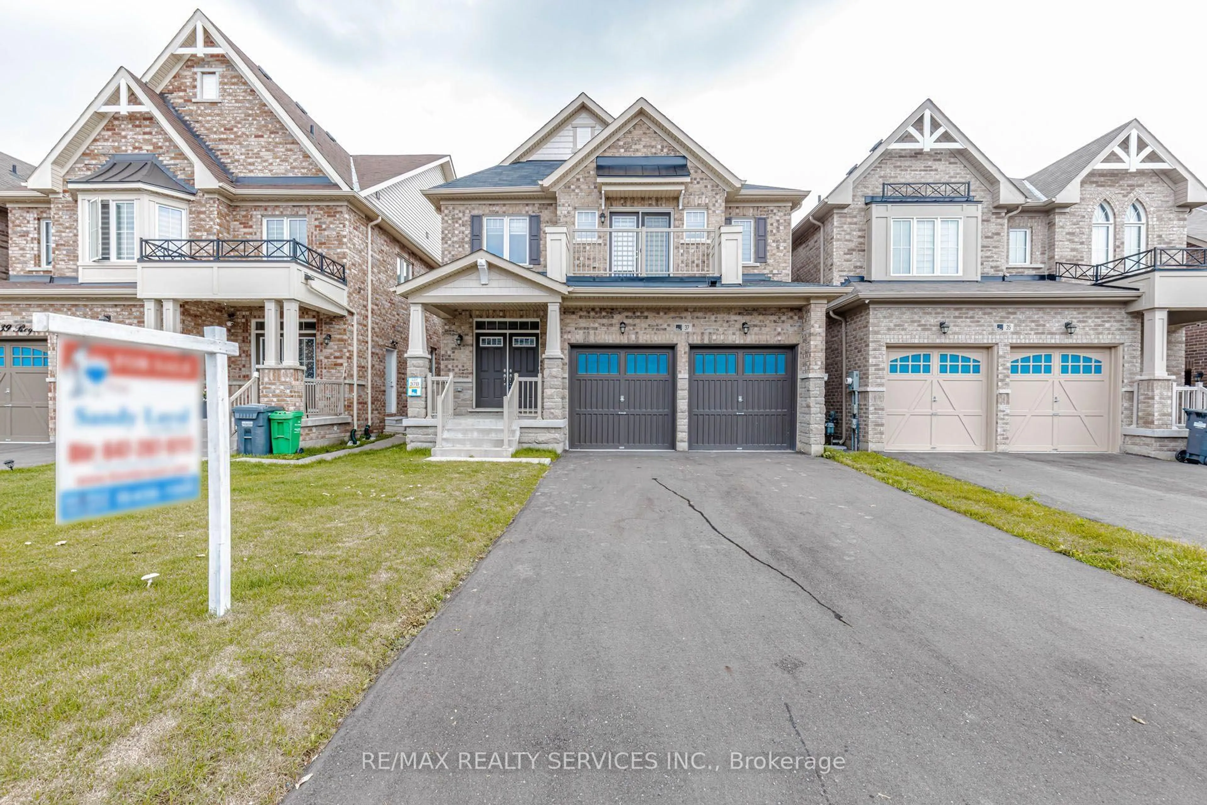 Home with brick exterior material, street for 37 Royal Fern Cres, Caledon Ontario L7C 4H1