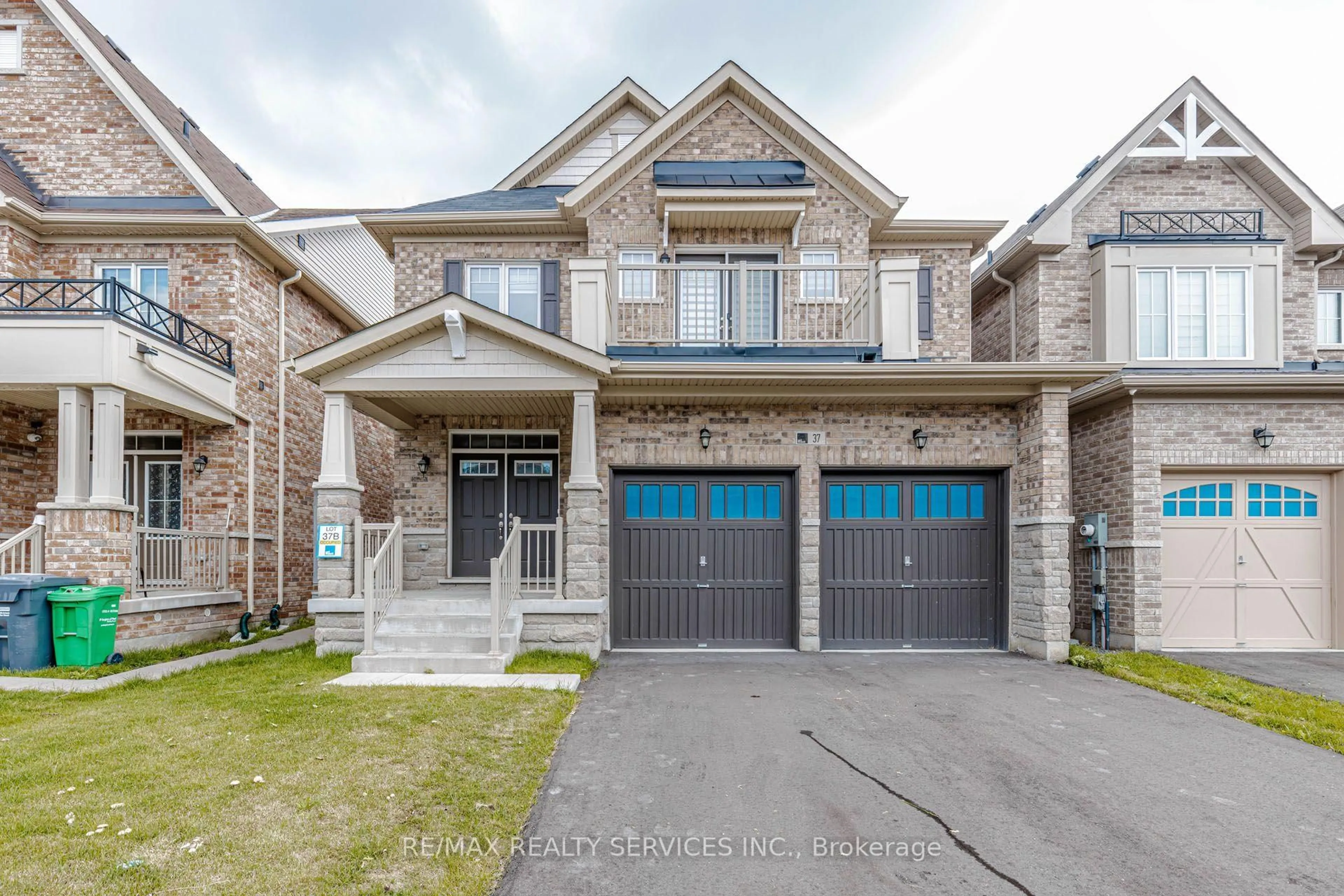 Home with brick exterior material, street for 37 Royal Fern Cres, Caledon Ontario L7C 4H1