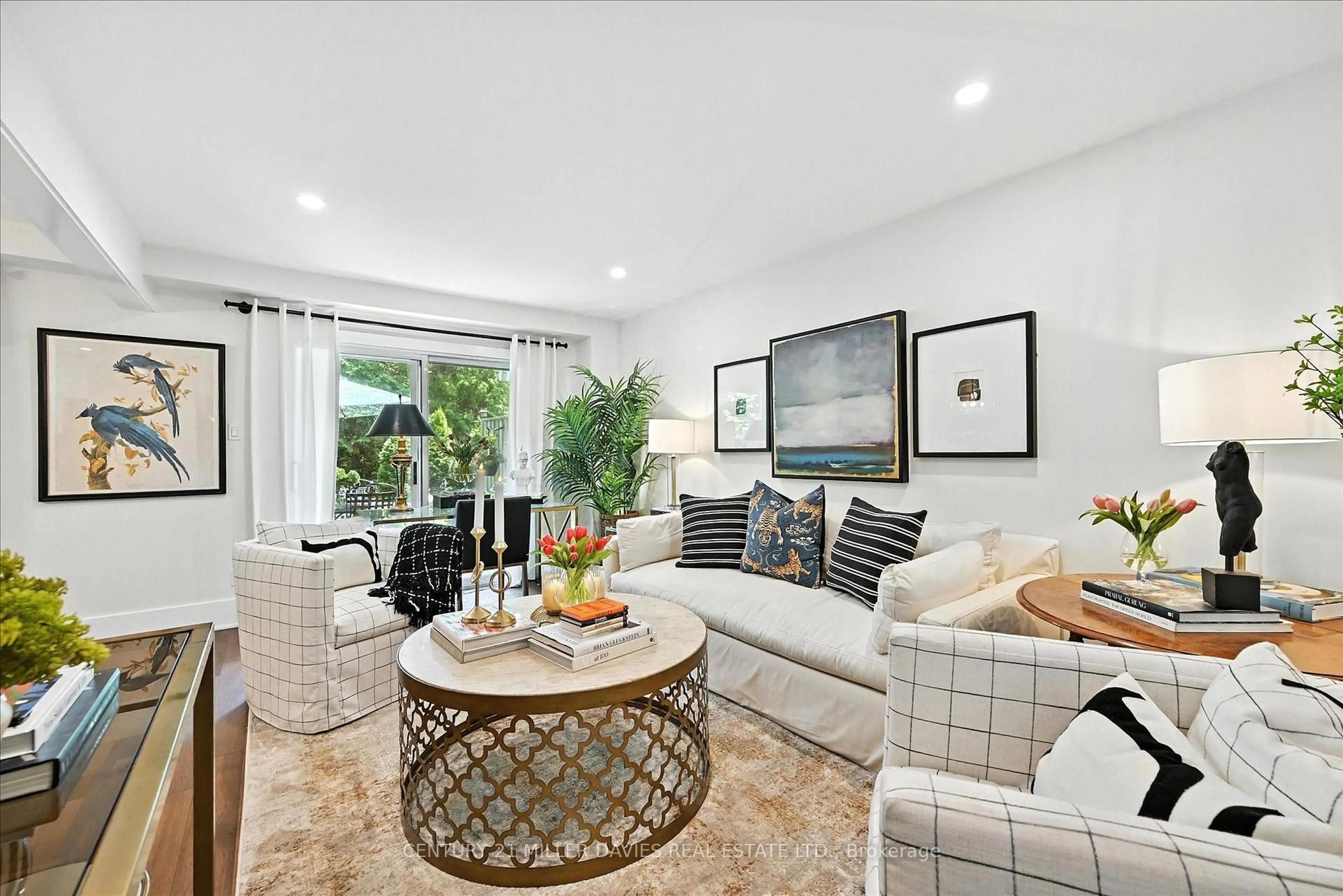 Living room with furniture, ceramic/tile floor for 445 Woodview Rd #3, Burlington Ontario L7N 2Z9
