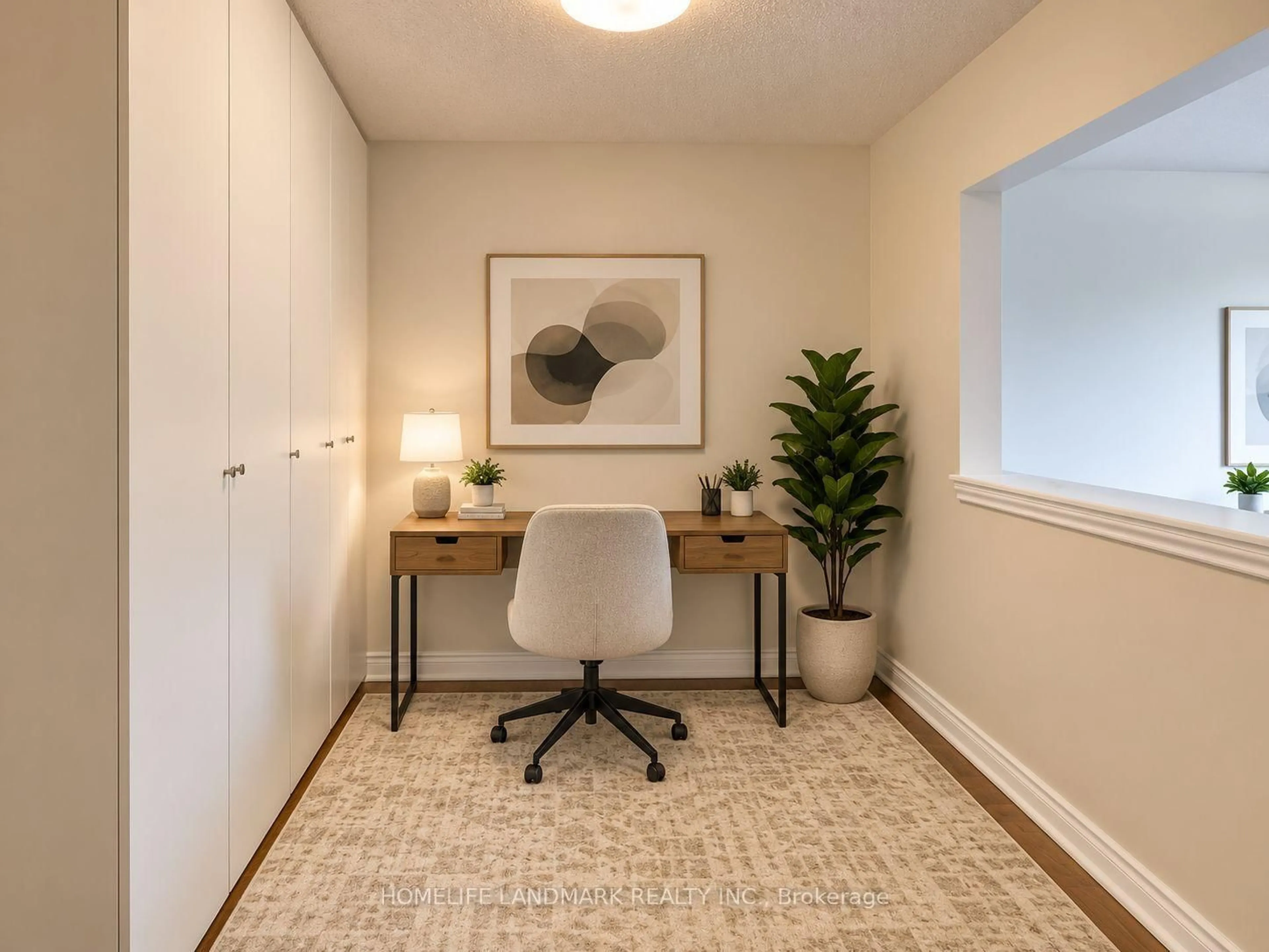 A pic of a room for 50 Elm Dr #910, Mississauga Ontario L5A 3X2