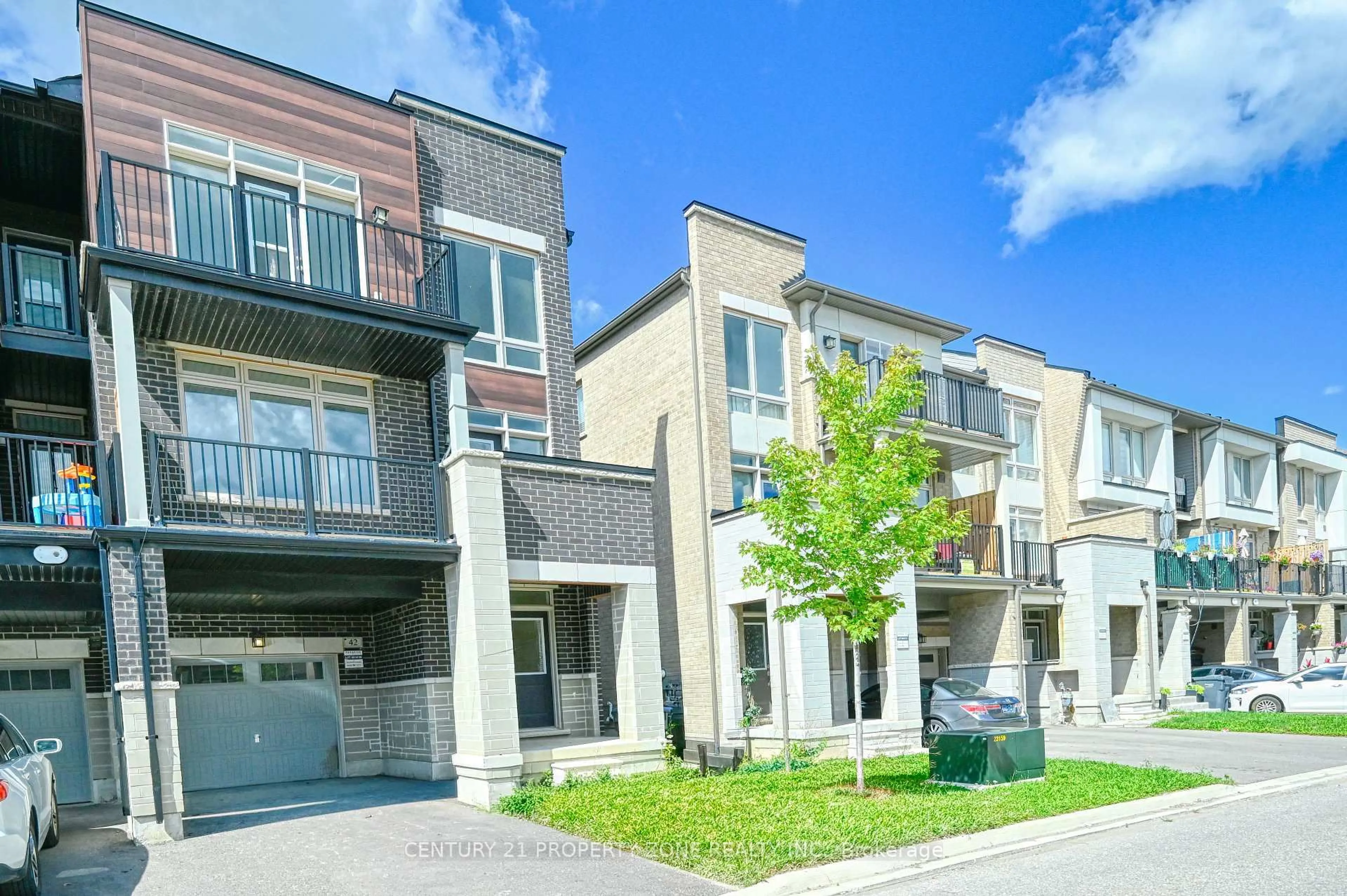 Unknown for 42 Donald Ficht Cres, Brampton Ontario L7A 5H6
