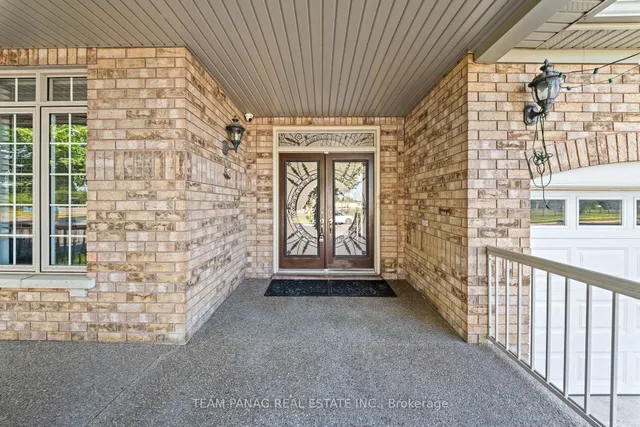 52 Mount Royal Circ, Brampton 4