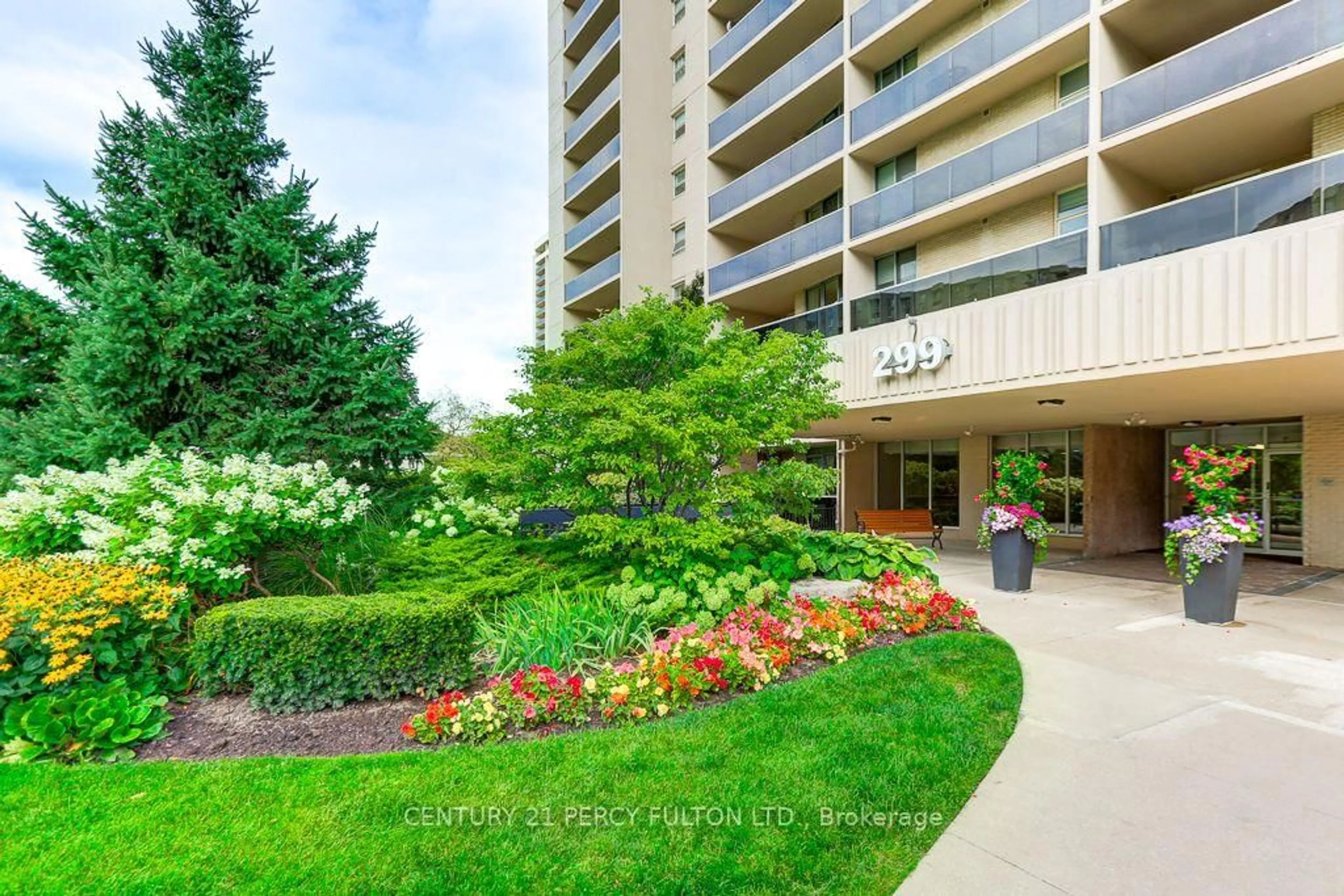 Patio, unknown for 299 Mill Rd #1406, Toronto Ontario M9C 4V9
