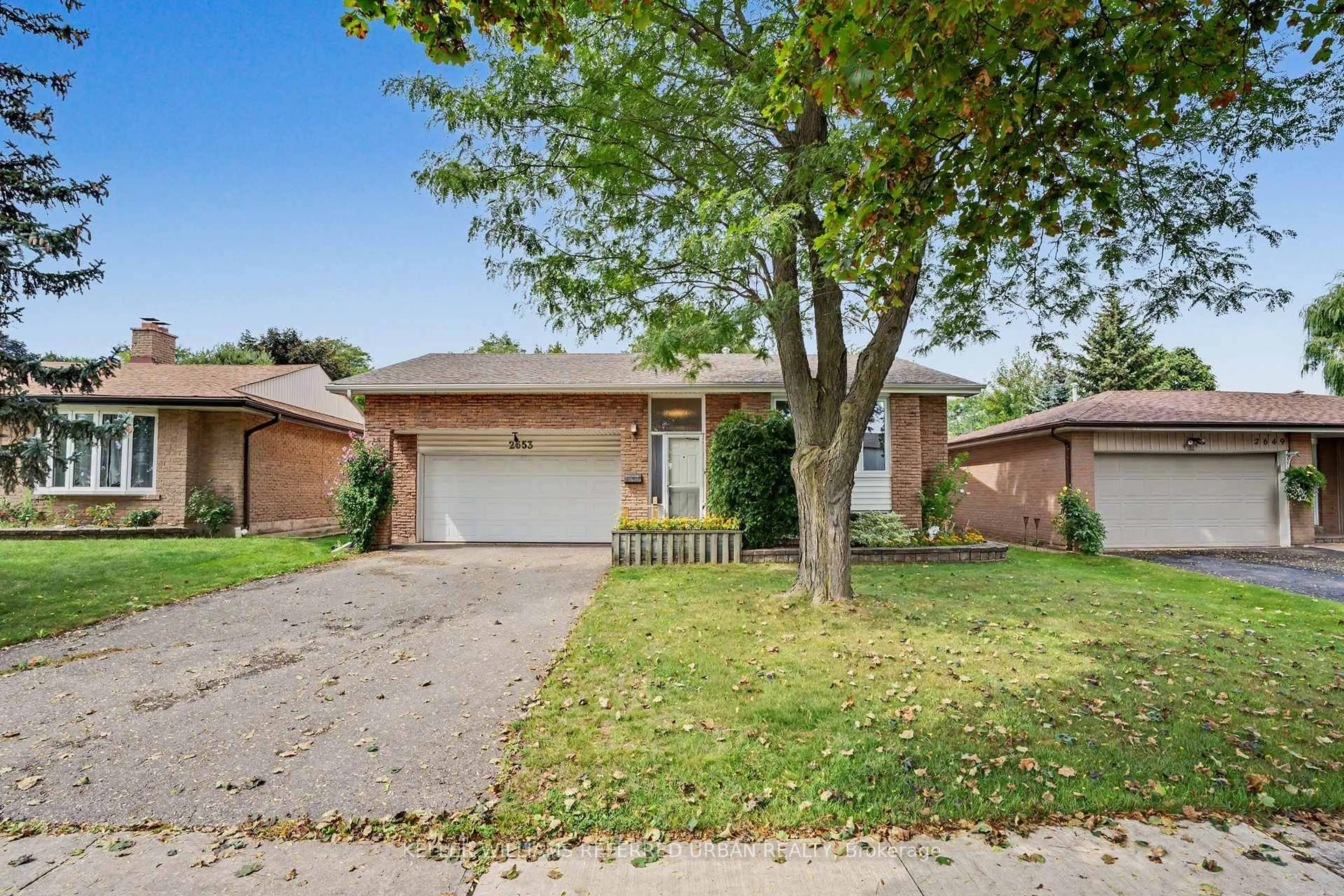 Home with brick exterior material, street for 2653 Constable Rd, Mississauga Ontario L5J 1W3