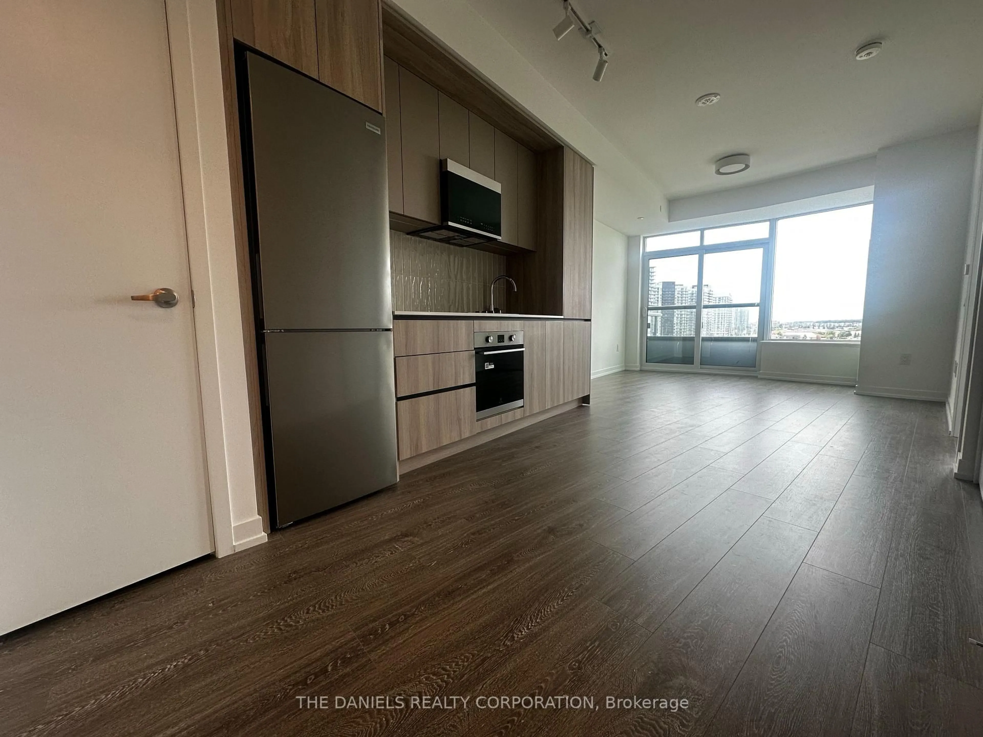Unknown for 2485 Eglinton Ave #924, Mississauga Ontario L5M 2T1