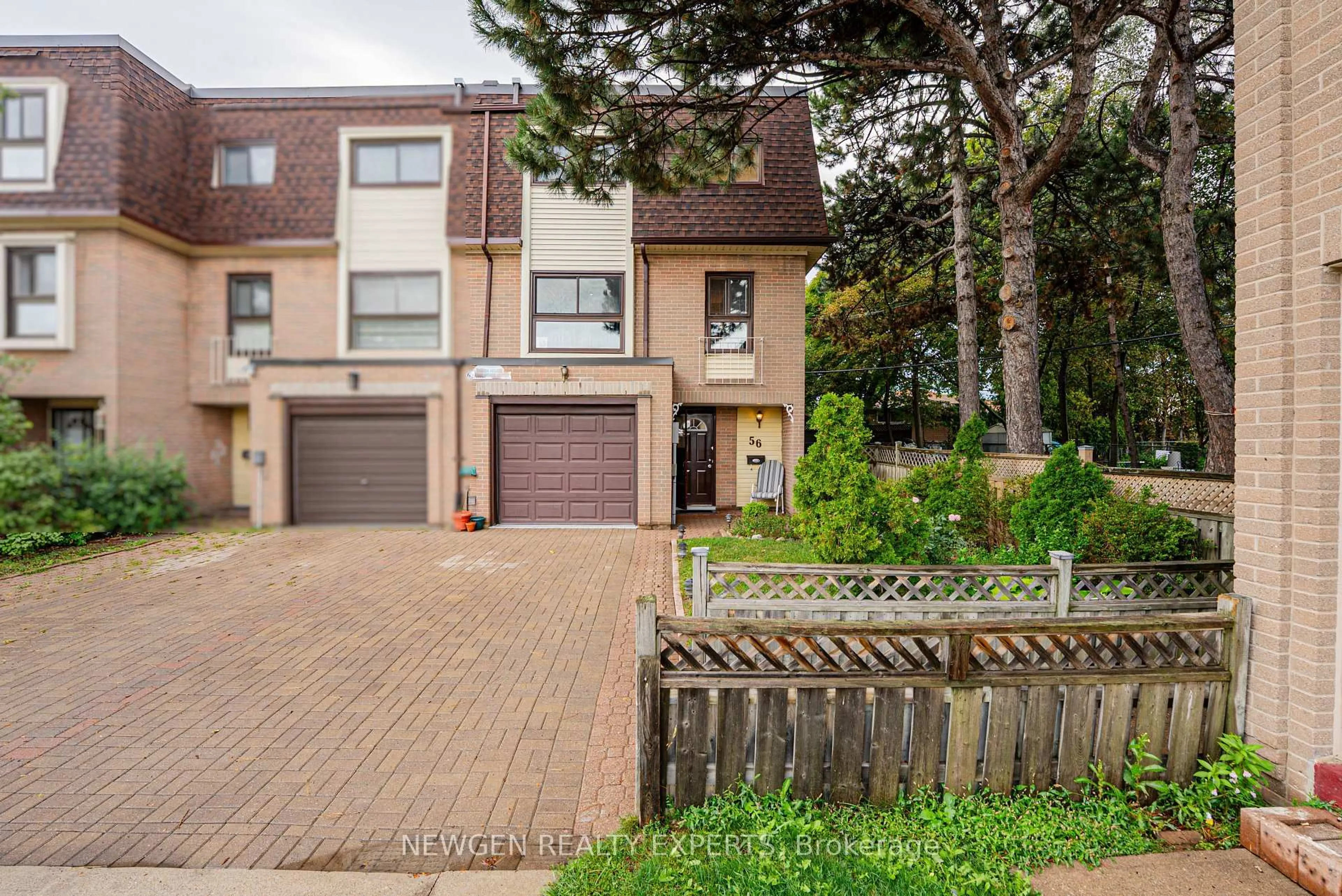A pic from outside/outdoor area/front of a property/back of a property/a pic from drone, street for 46 Dearbourne Blvd #56, Brampton Ontario L6T 1J7