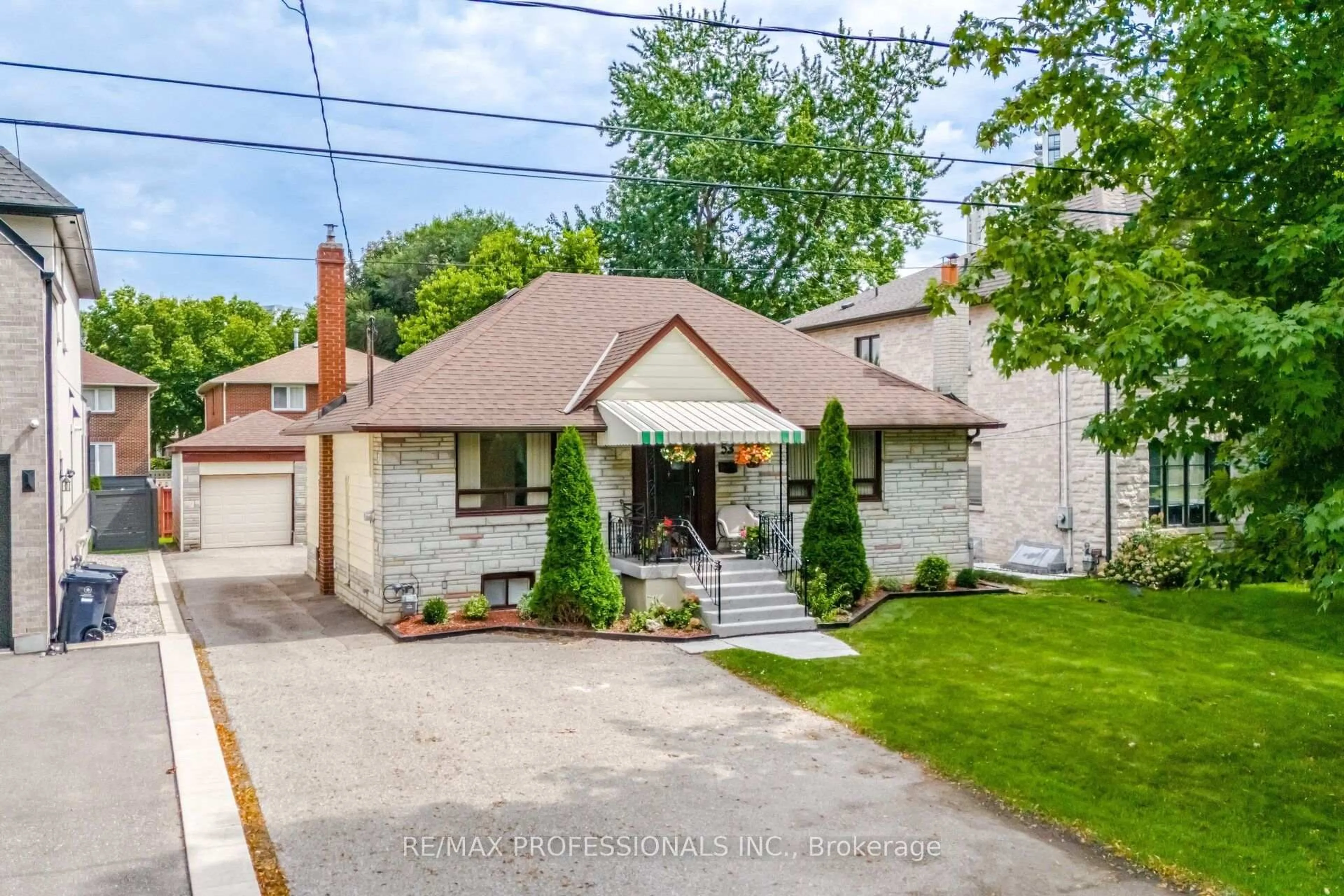Home with brick exterior material, street for 53 Wilmar Rd, Toronto Ontario M9B 3R8