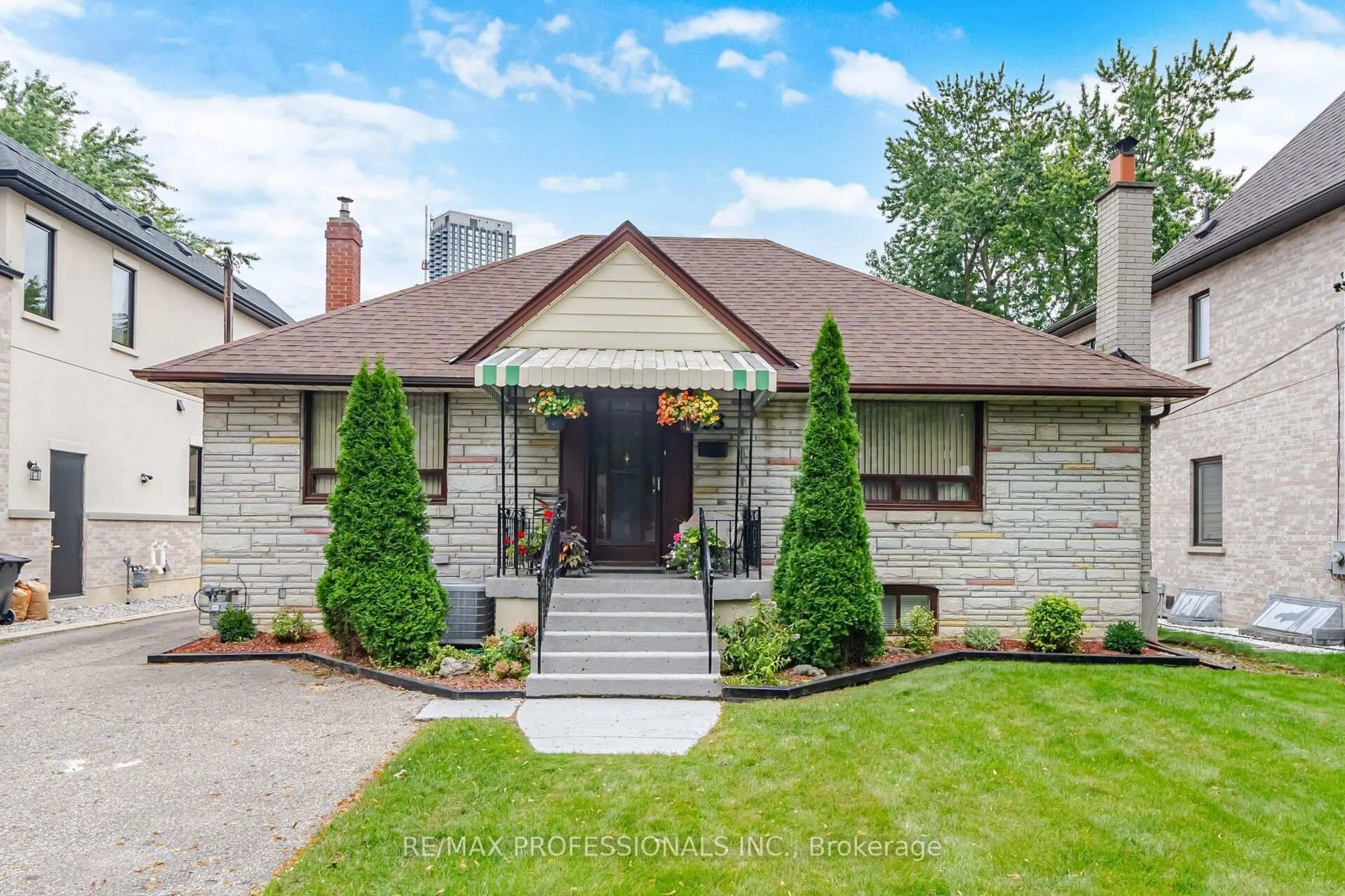 Home with brick exterior material, street for 53 Wilmar Rd, Toronto Ontario M9B 3R8