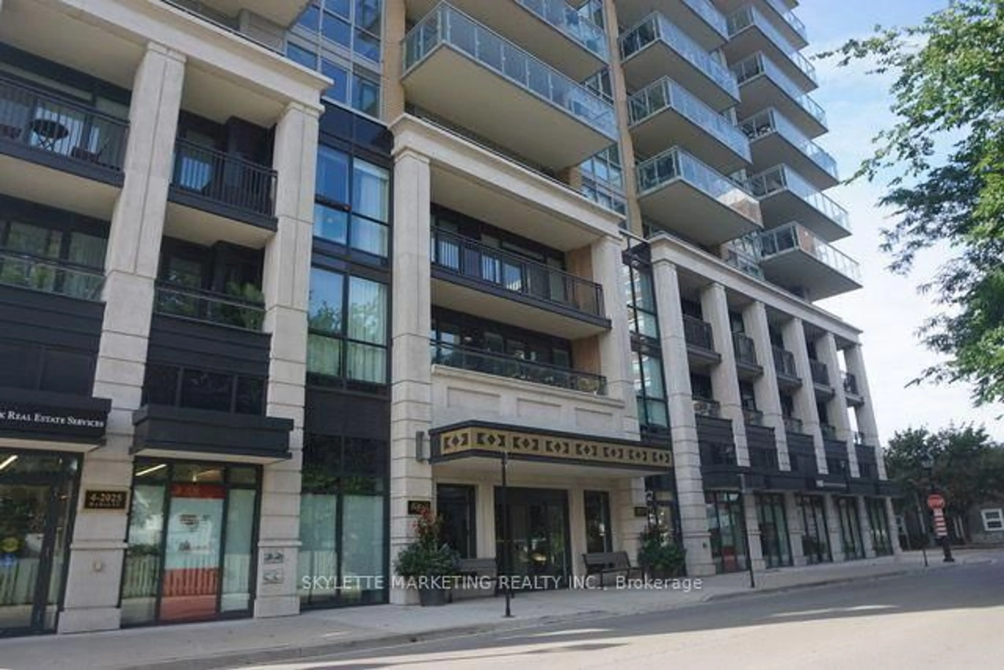 Patio, building for 2025 Maria St #1301, Burlington Ontario L7R 0E9