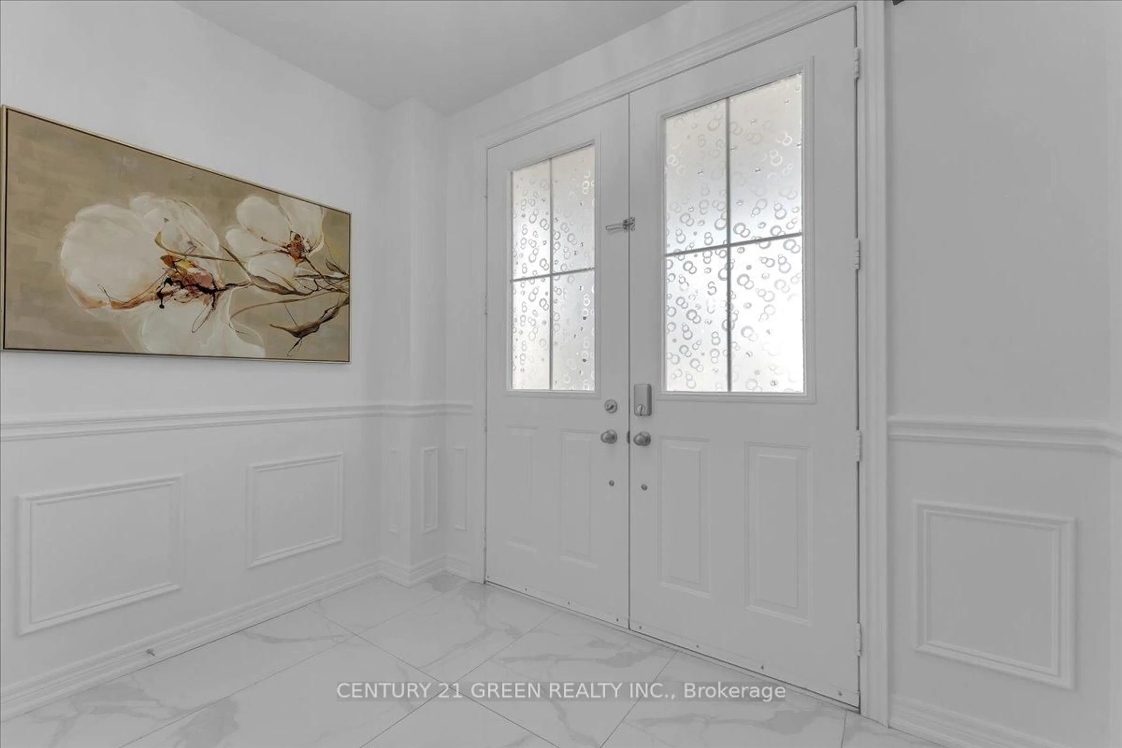 Indoor entryway for 16 Grendon Cres, Brampton Ontario L6X 5N4