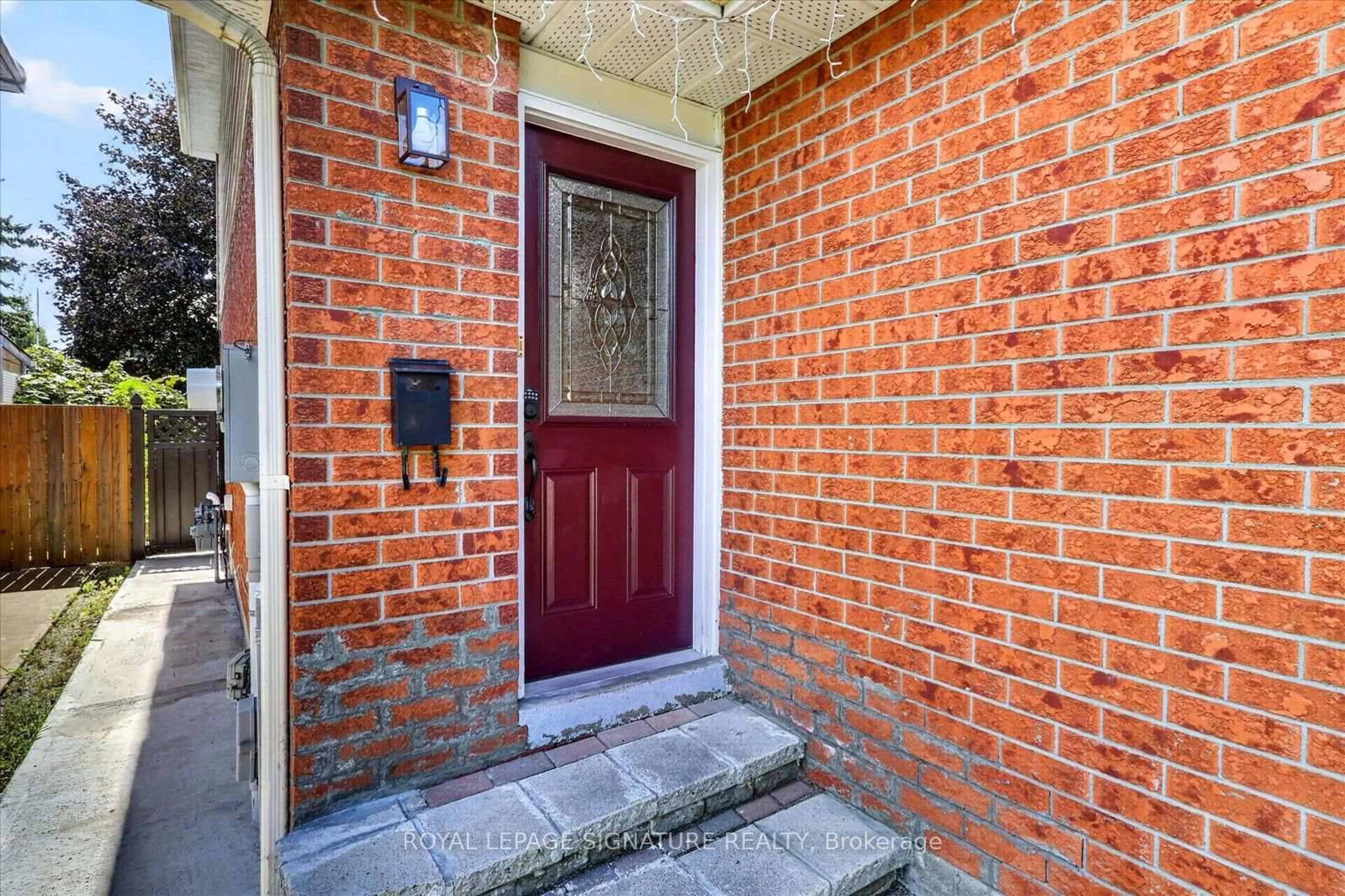 Unknown for 66 Martindale Cres, Brampton Ontario L6X 2V1