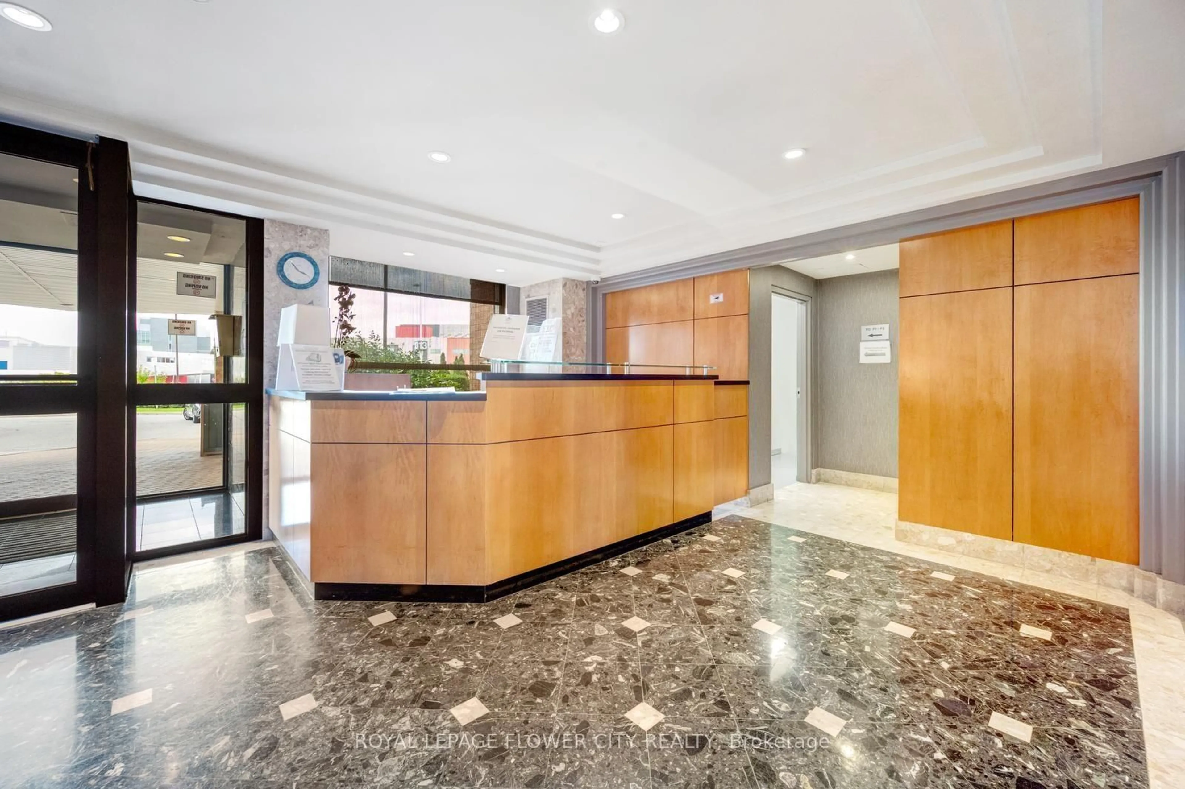 Lobby for 6 Humberline Dr #417, Toronto Ontario M9W 6X8