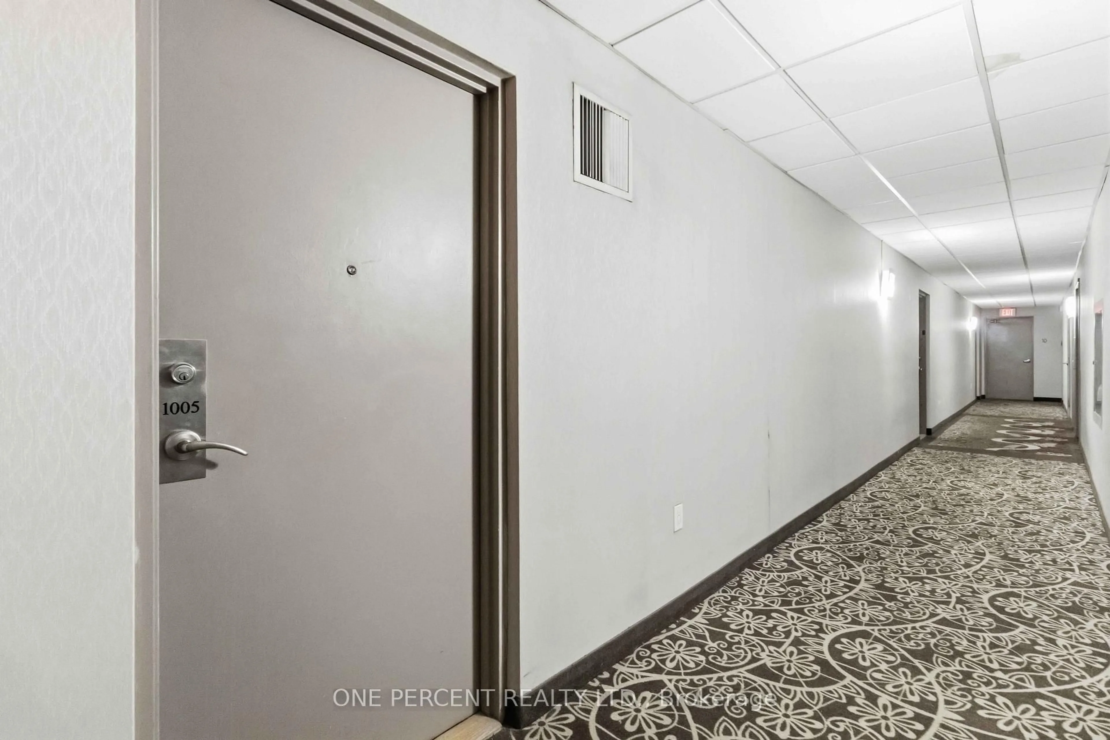 Unknown for 15 Elizabeth St #1005, Mississauga Ontario L5G 2Z3