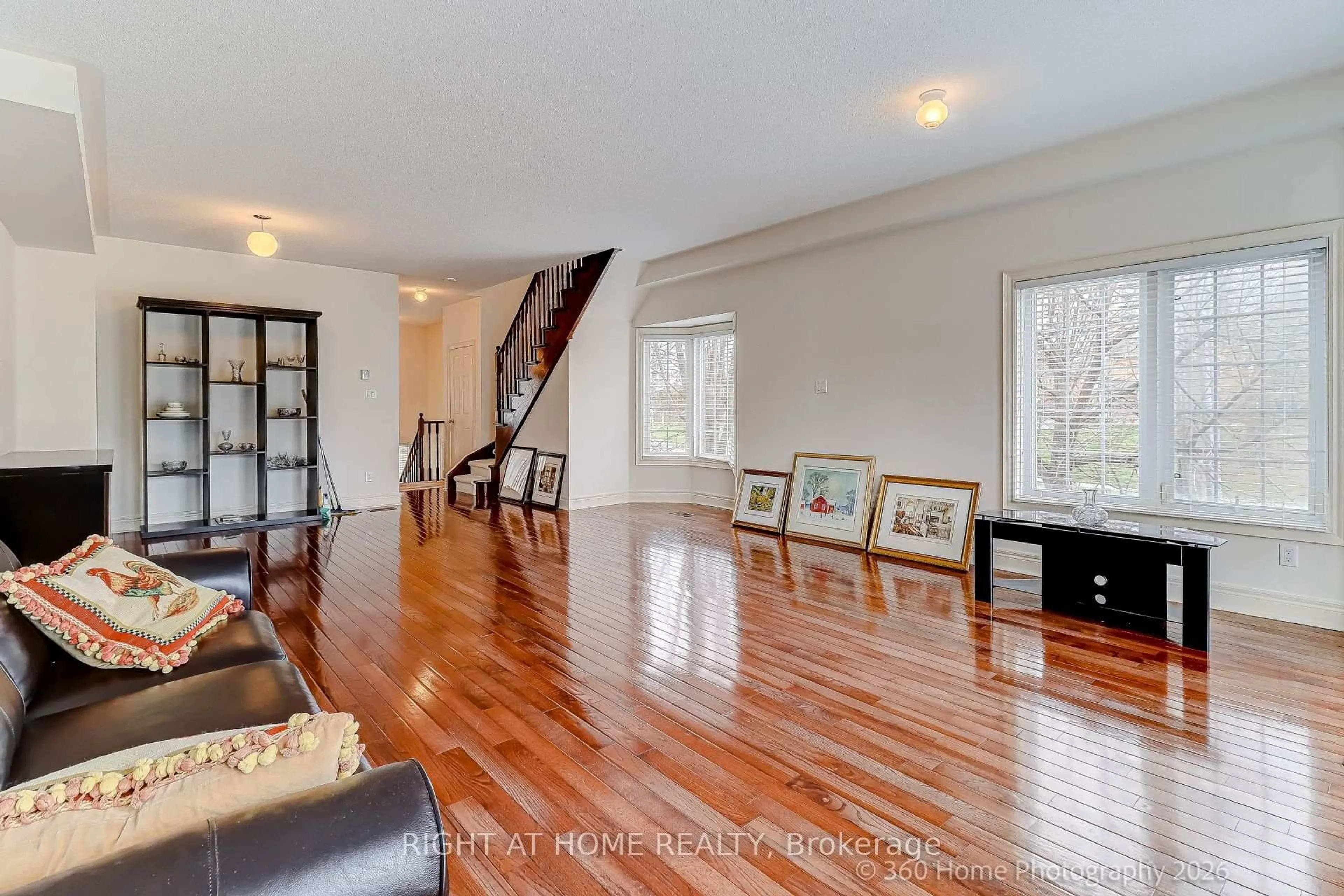 Unknown for 1130 Cawthra Rd #2, Mississauga Ontario L5G 4V7
