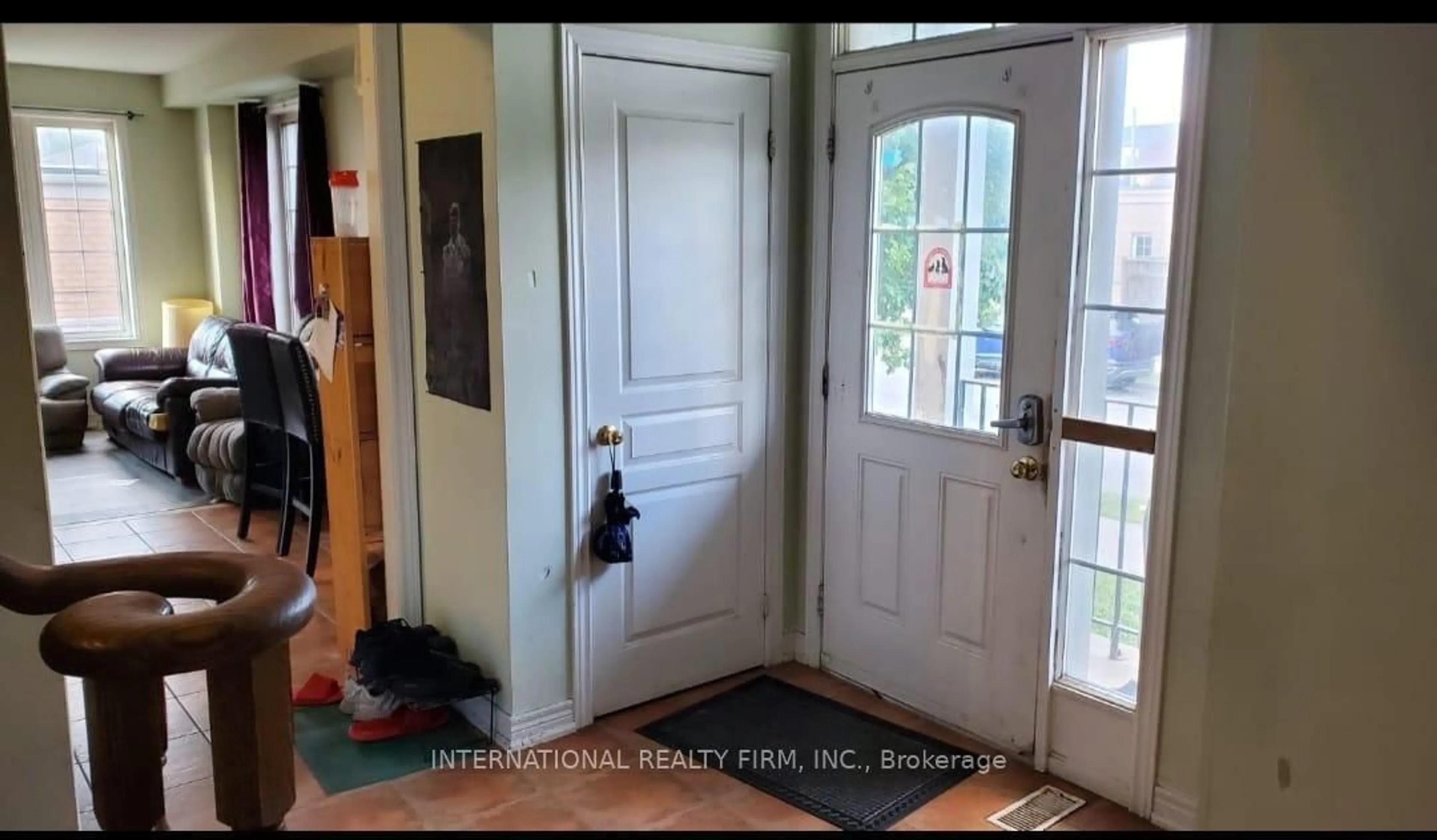 Indoor entryway for 66 Leitch Ave, Toronto Ontario M3J 0C9