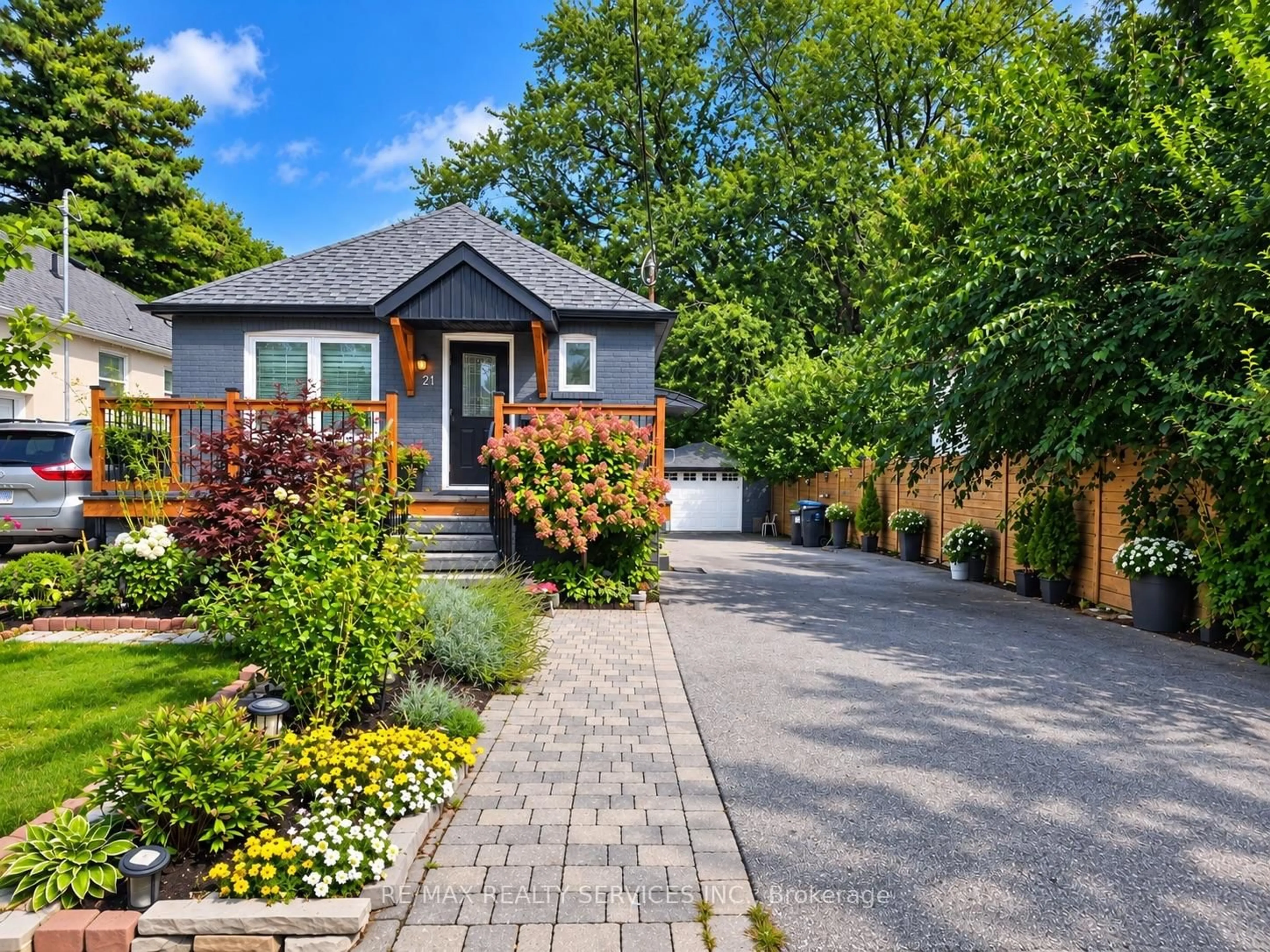 Home with brick exterior material, street for 21 Mcintosh Ave, Toronto Ontario M8Y 3E1