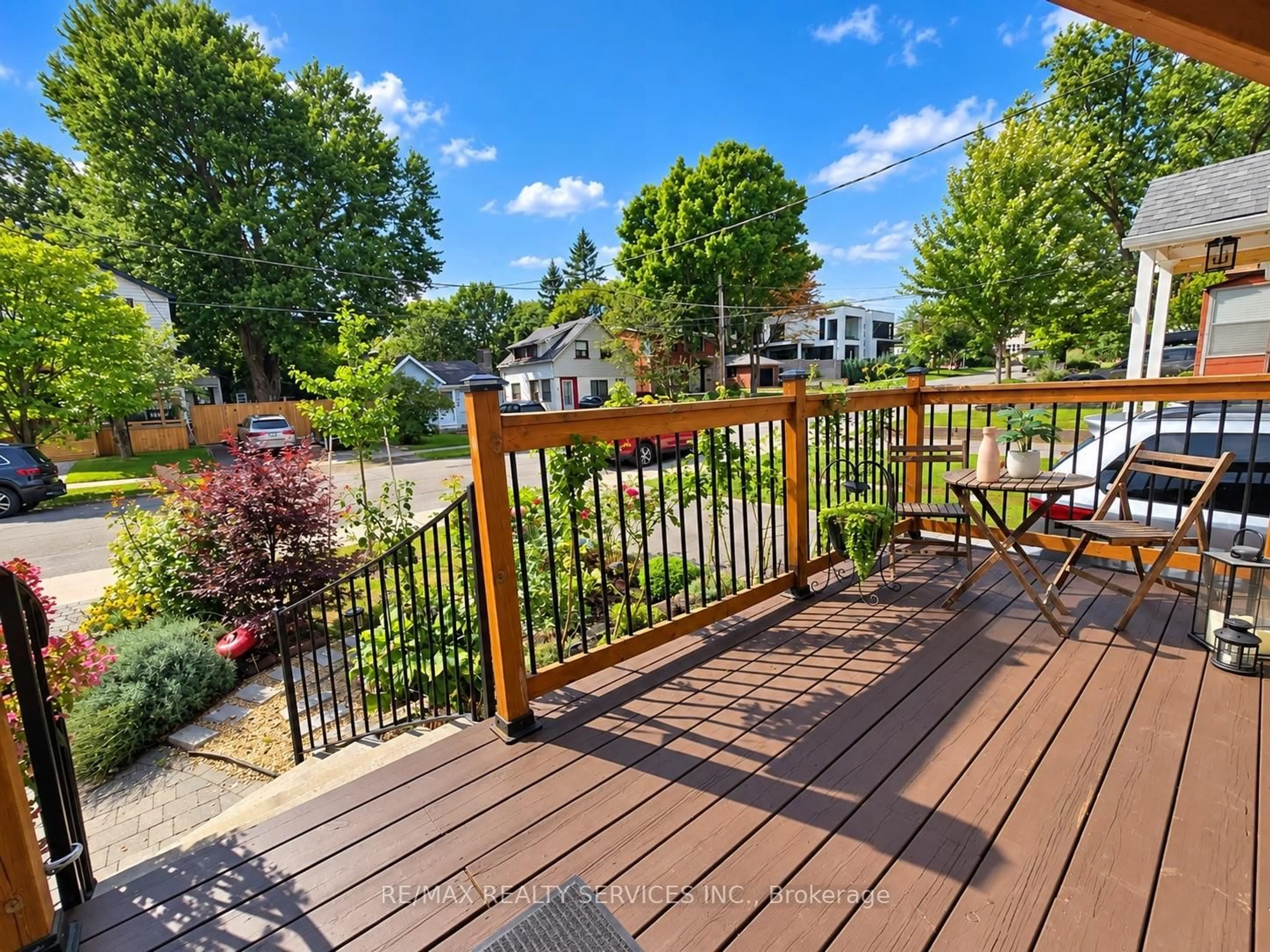 Patio, water/lake/river/ocean view for 21 Mcintosh Ave, Toronto Ontario M8Y 3E1