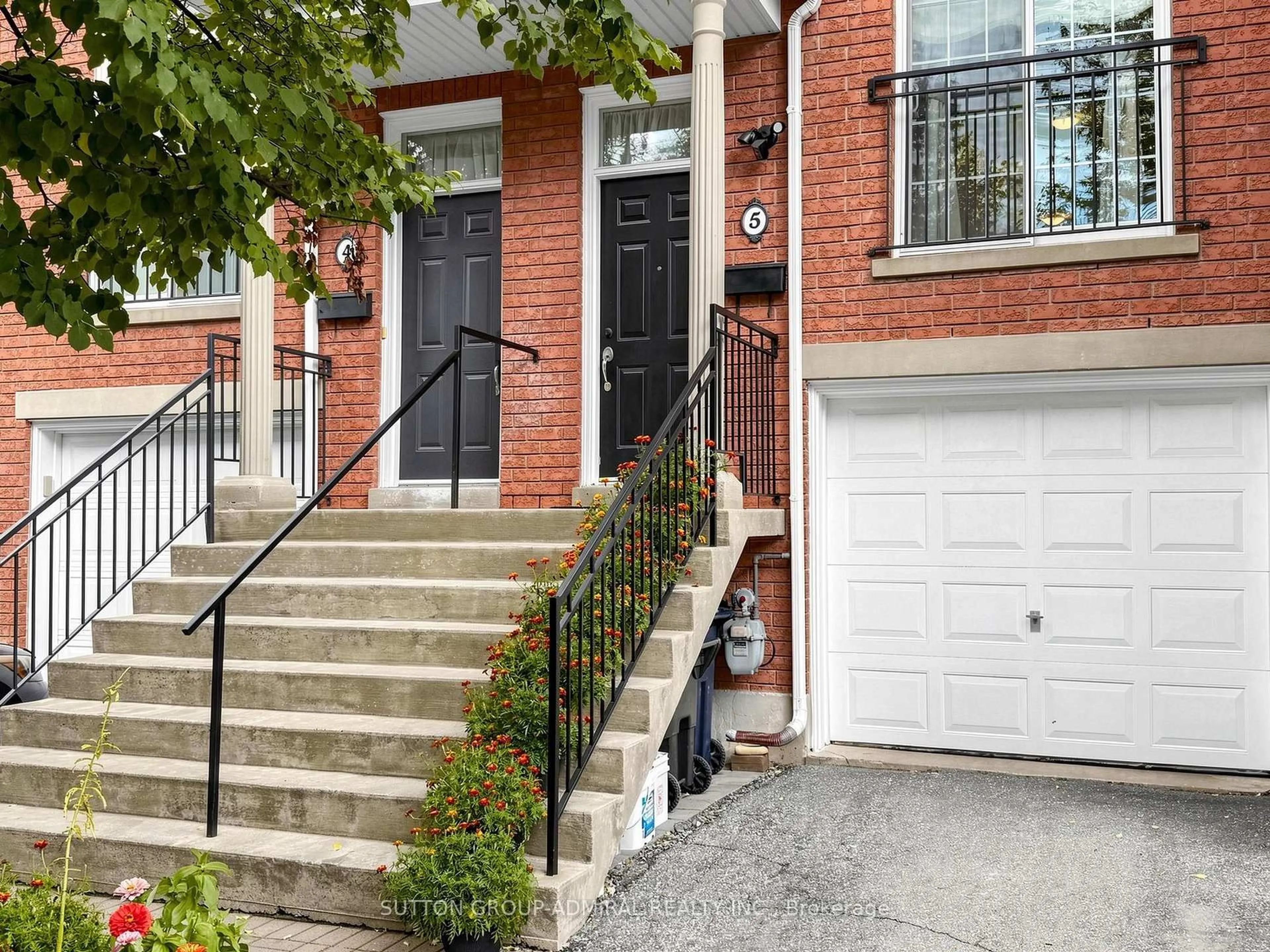 Home with brick exterior material, street for 1723 Finch Ave #5, Toronto Ontario M3N 3A5