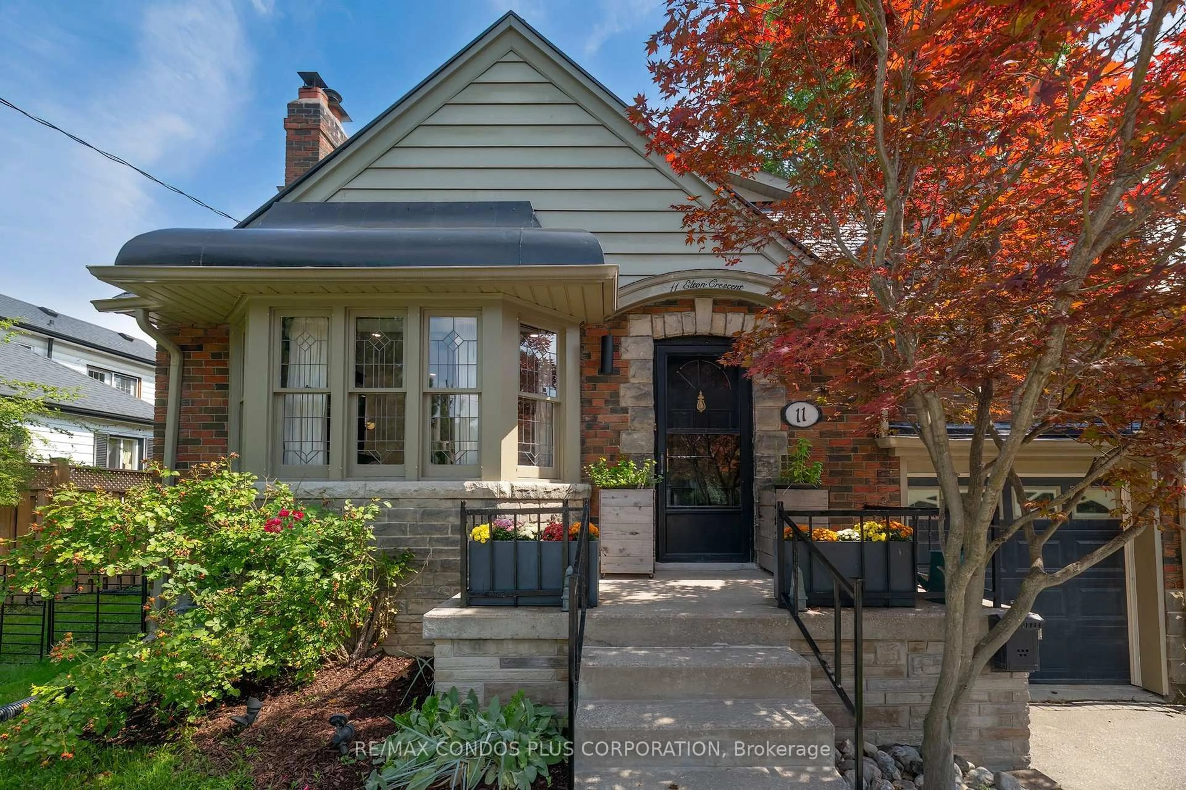 Home with brick exterior material, street for 11 Elton Cres, Toronto Ontario M8W 2X9