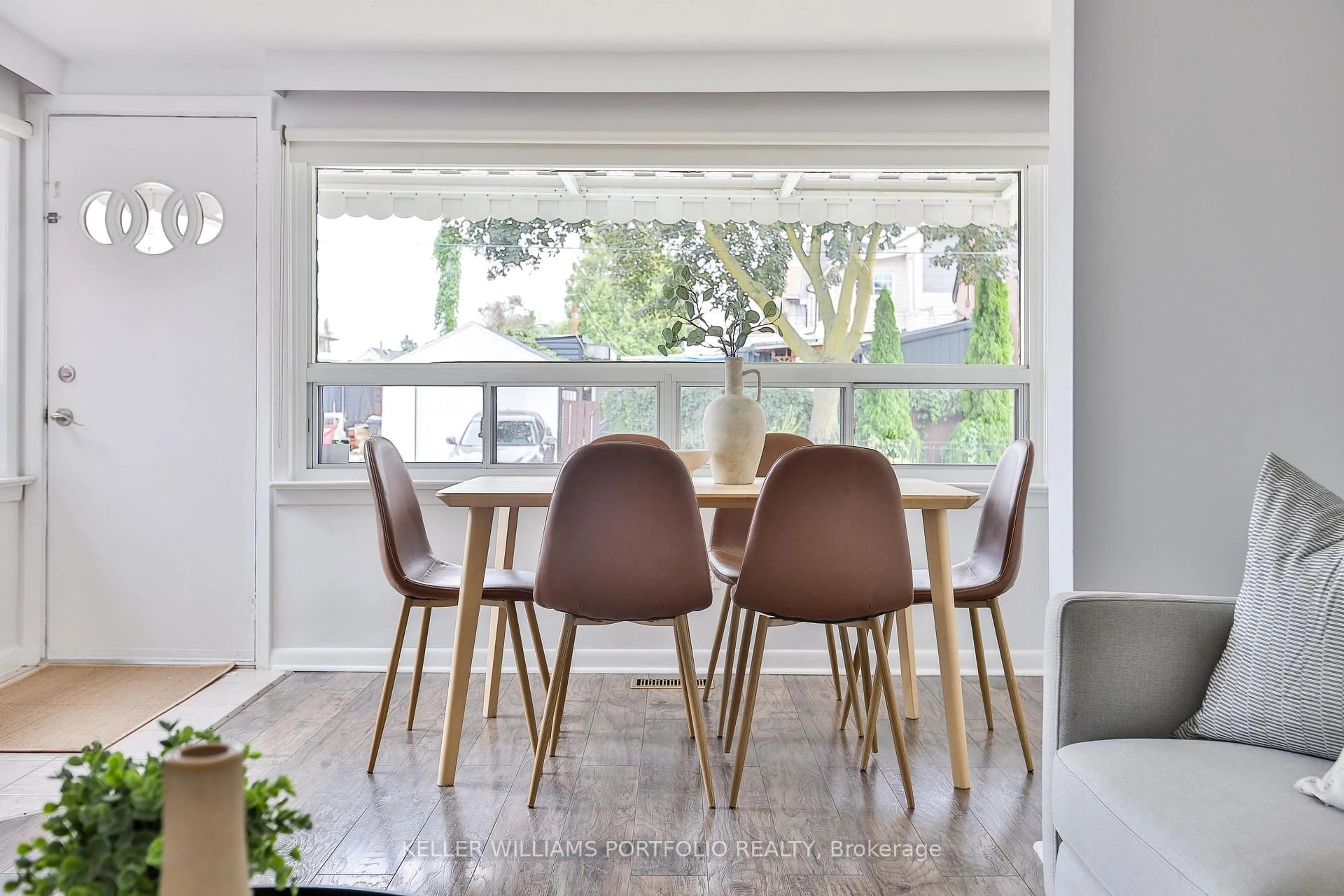 Dining room, wood/laminate floor for 40 Aileen Ave, Toronto Ontario M6M 1E6
