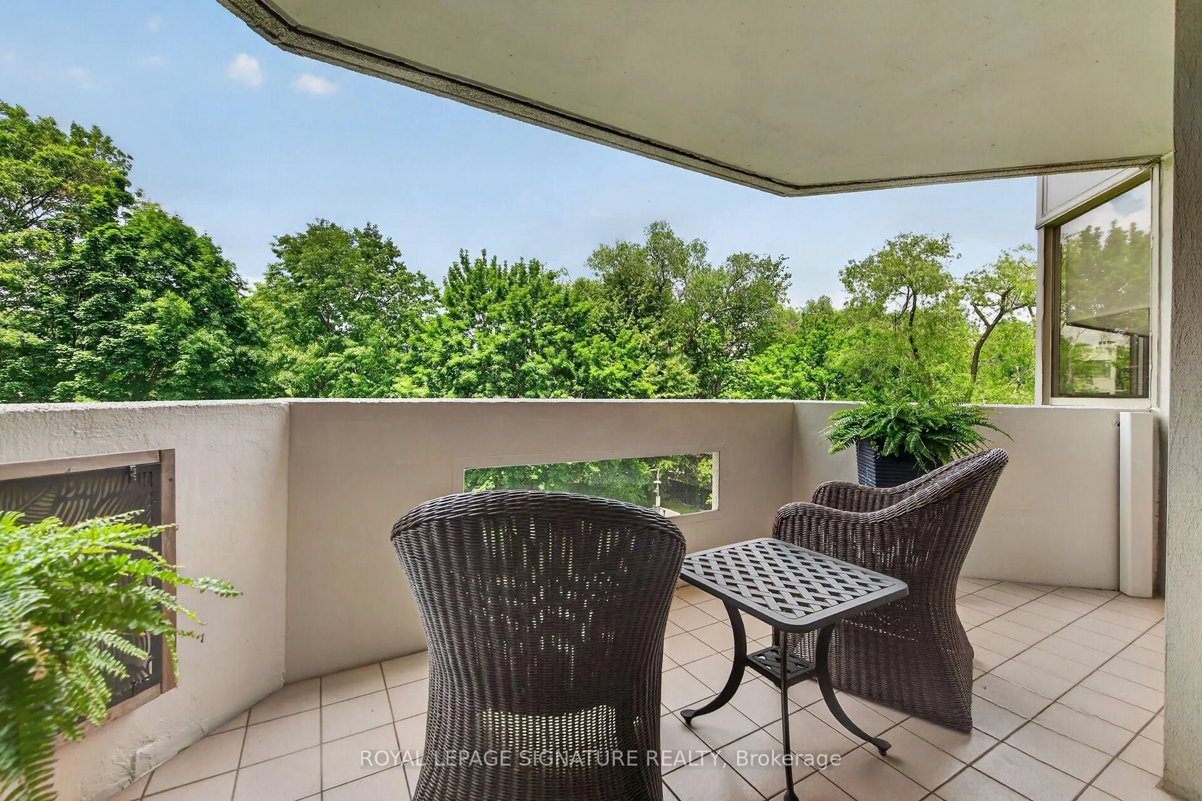 Balcony in the apartment, water/lake/river/ocean view for 1237 North Shore Blvd #405, Burlington Ontario L7S 2H8