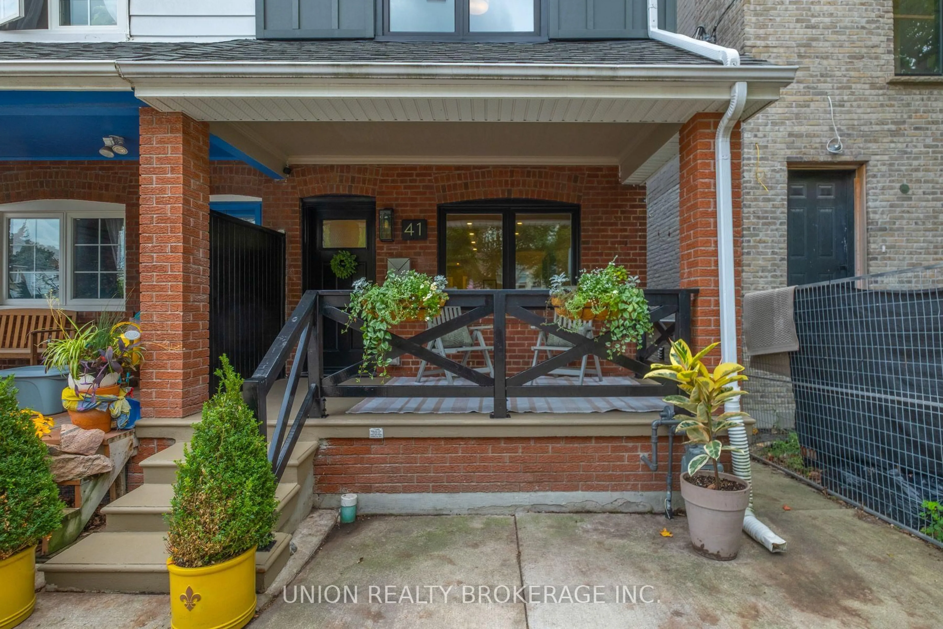 Unknown for 41 Turnberry Ave, Toronto Ontario M6N 1P7