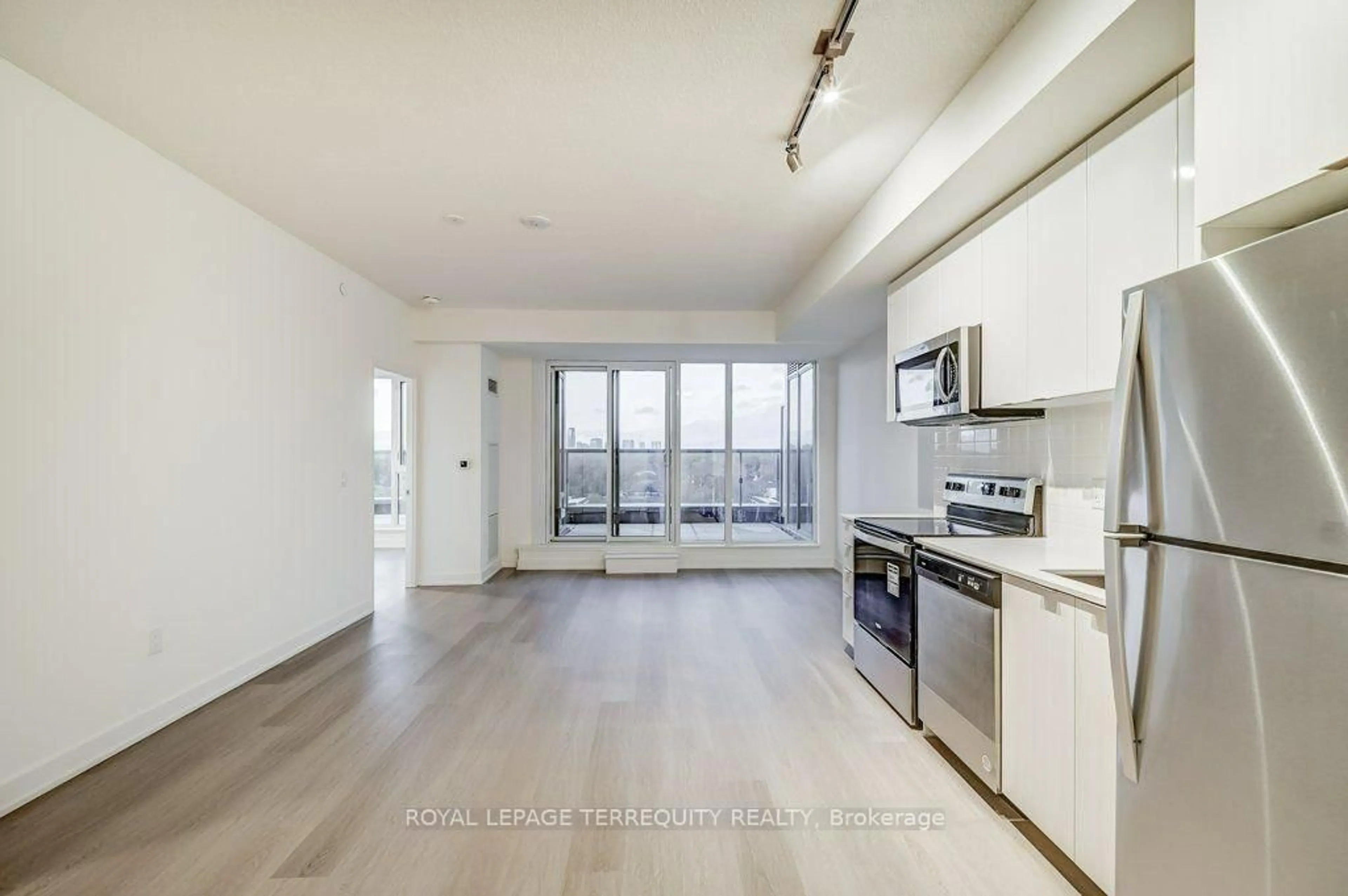 Unknown for 859 The Queensway #614, Toronto Ontario M8Z 1N8