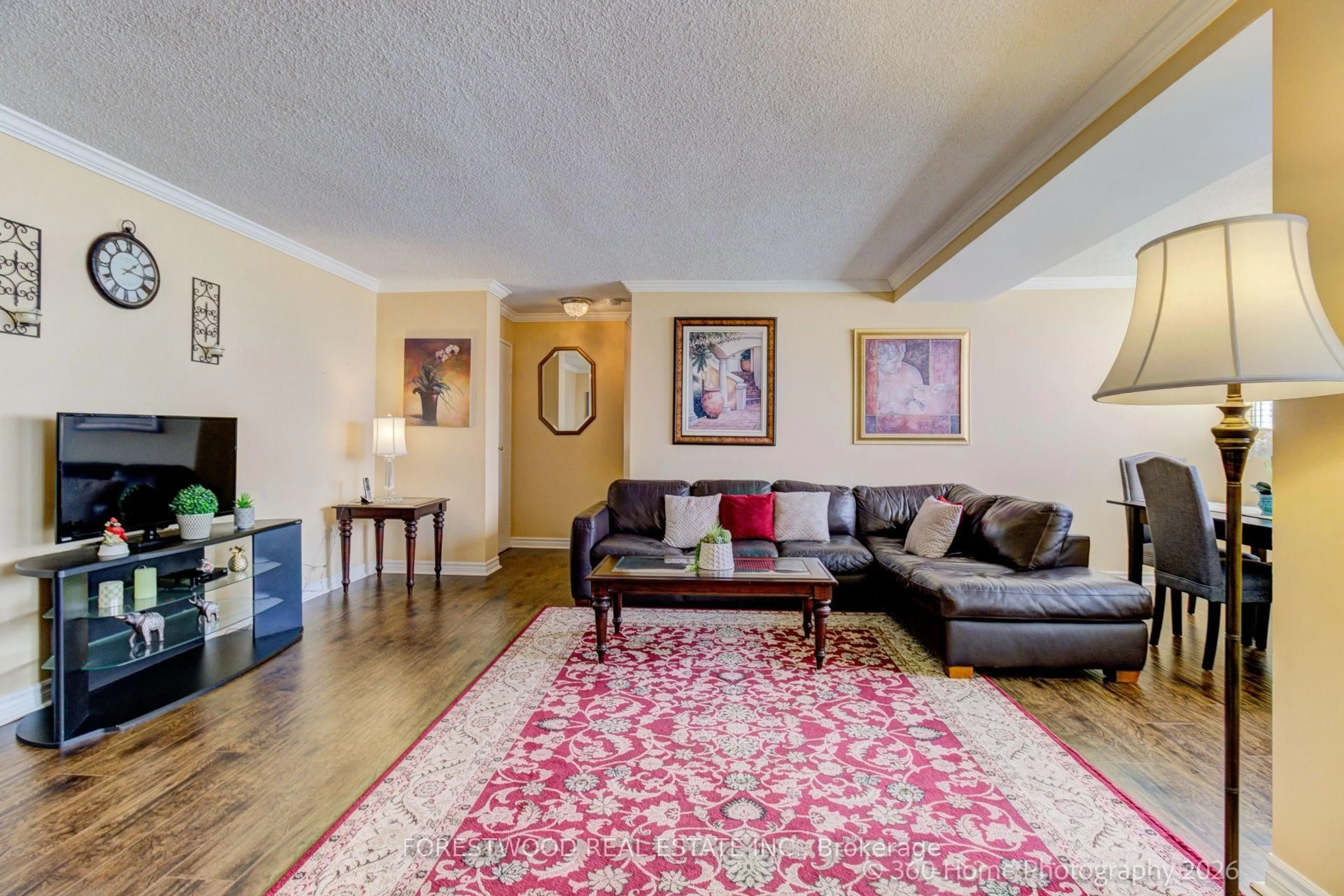 Living room with furniture, carpet floor for 3700 Kaneff Cres #2202, Mississauga Ontario L5A 4B8