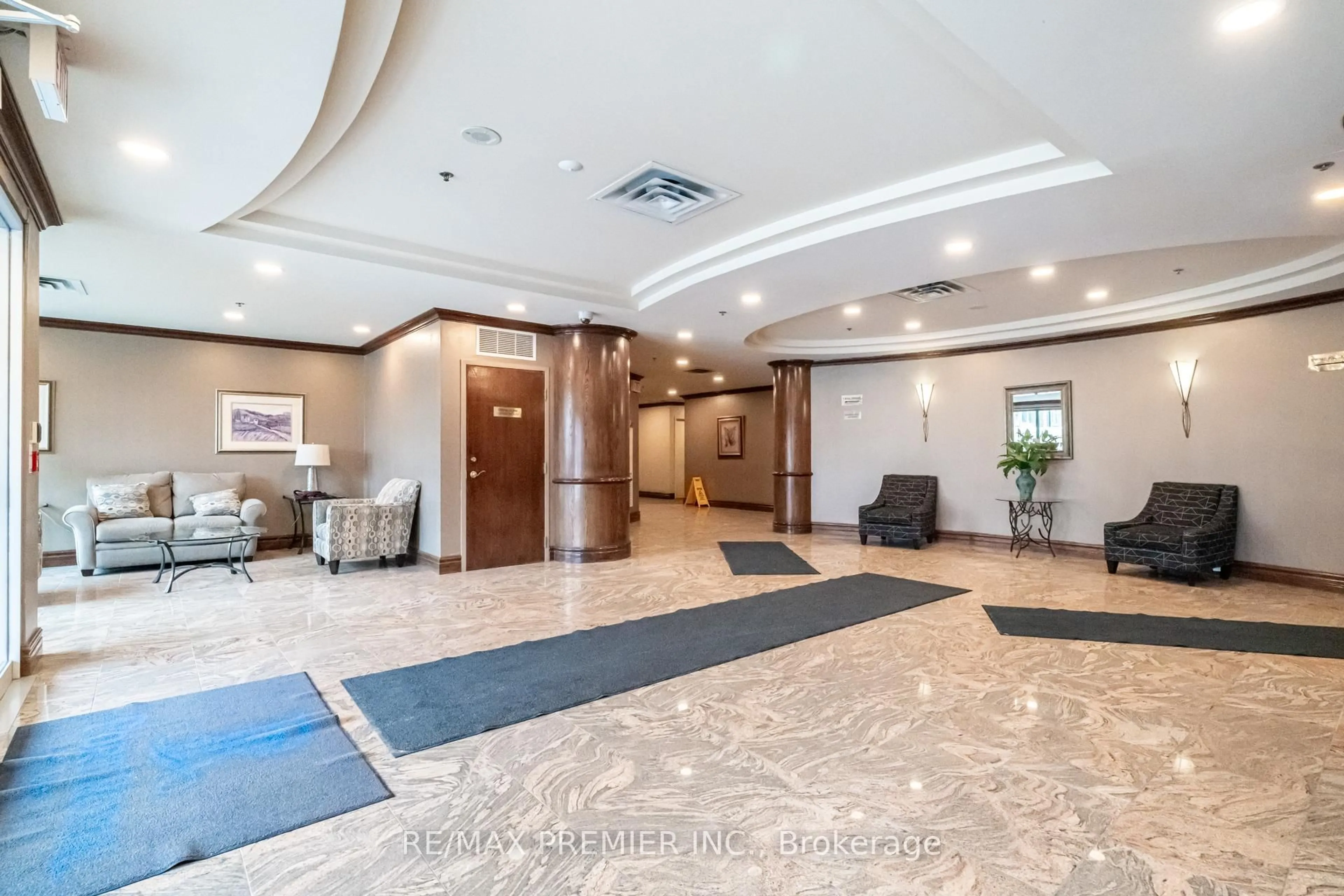 Lobby for 15 Michael Power Pl #PH06, Toronto Ontario M9A 5G4