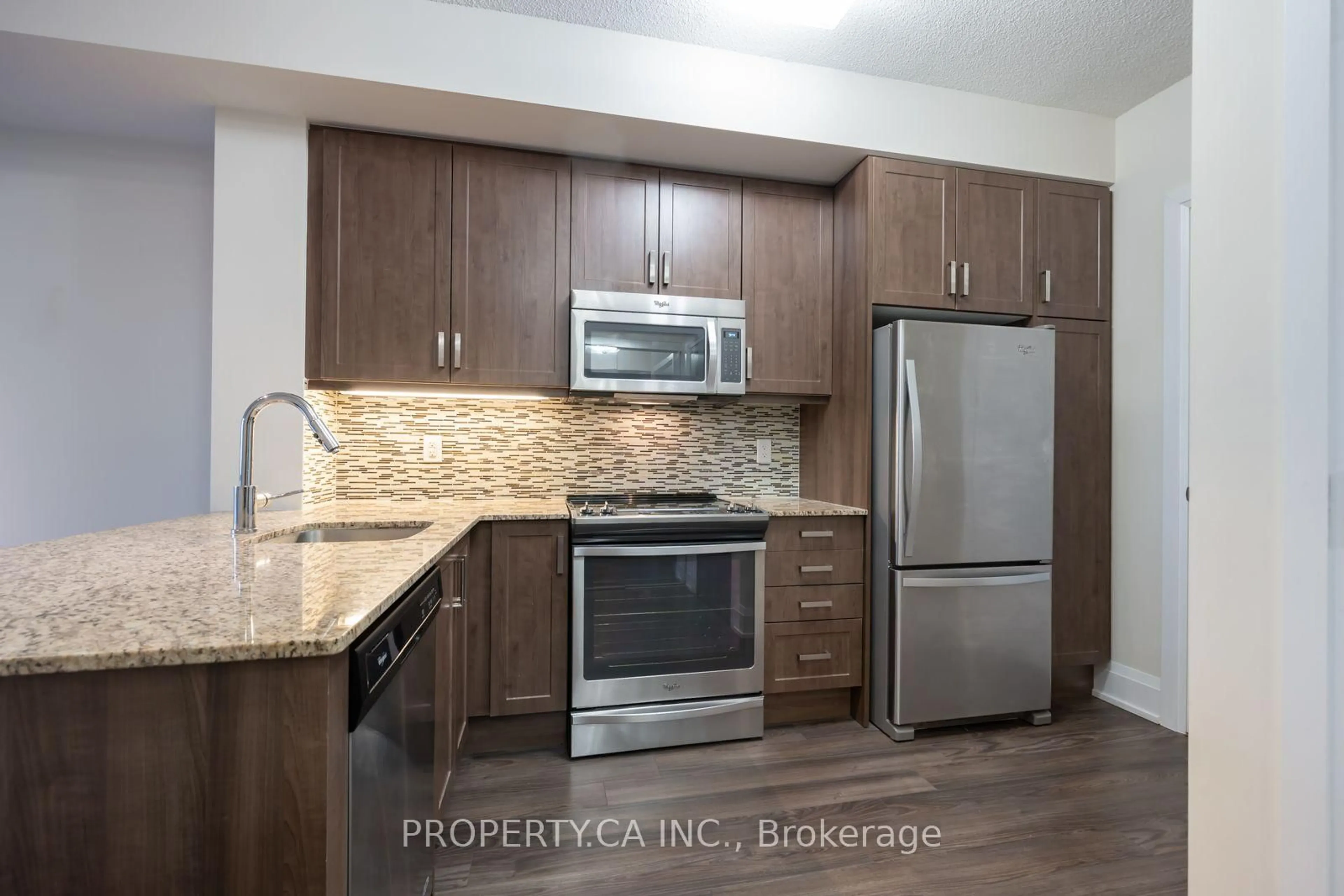 Standard kitchen, unknown for 1 Old Mill Dr #613, Toronto Ontario M6S 0A1