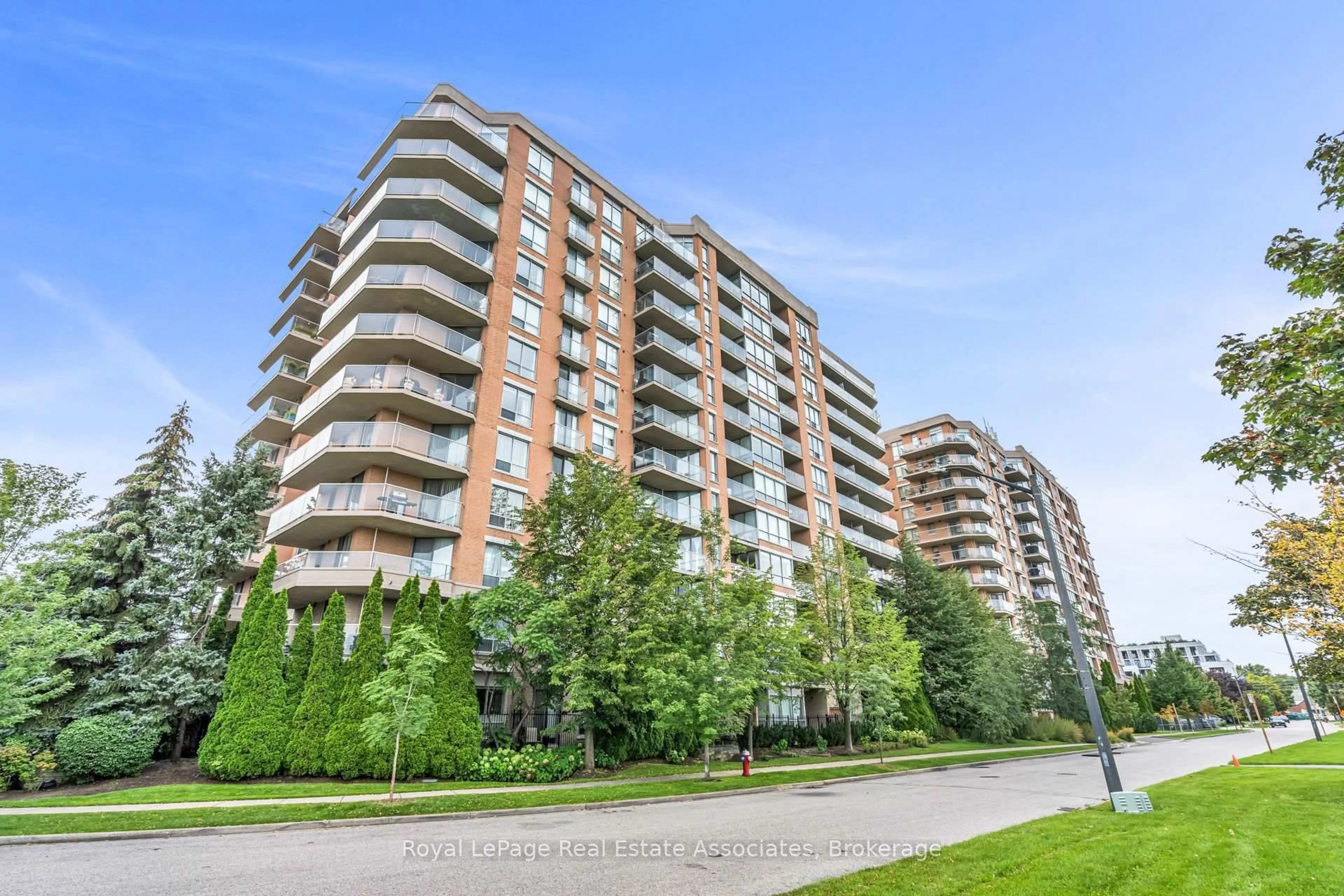 Unknown for 1140 Parkwest Pl #208, Mississauga Ontario L5E 3K9